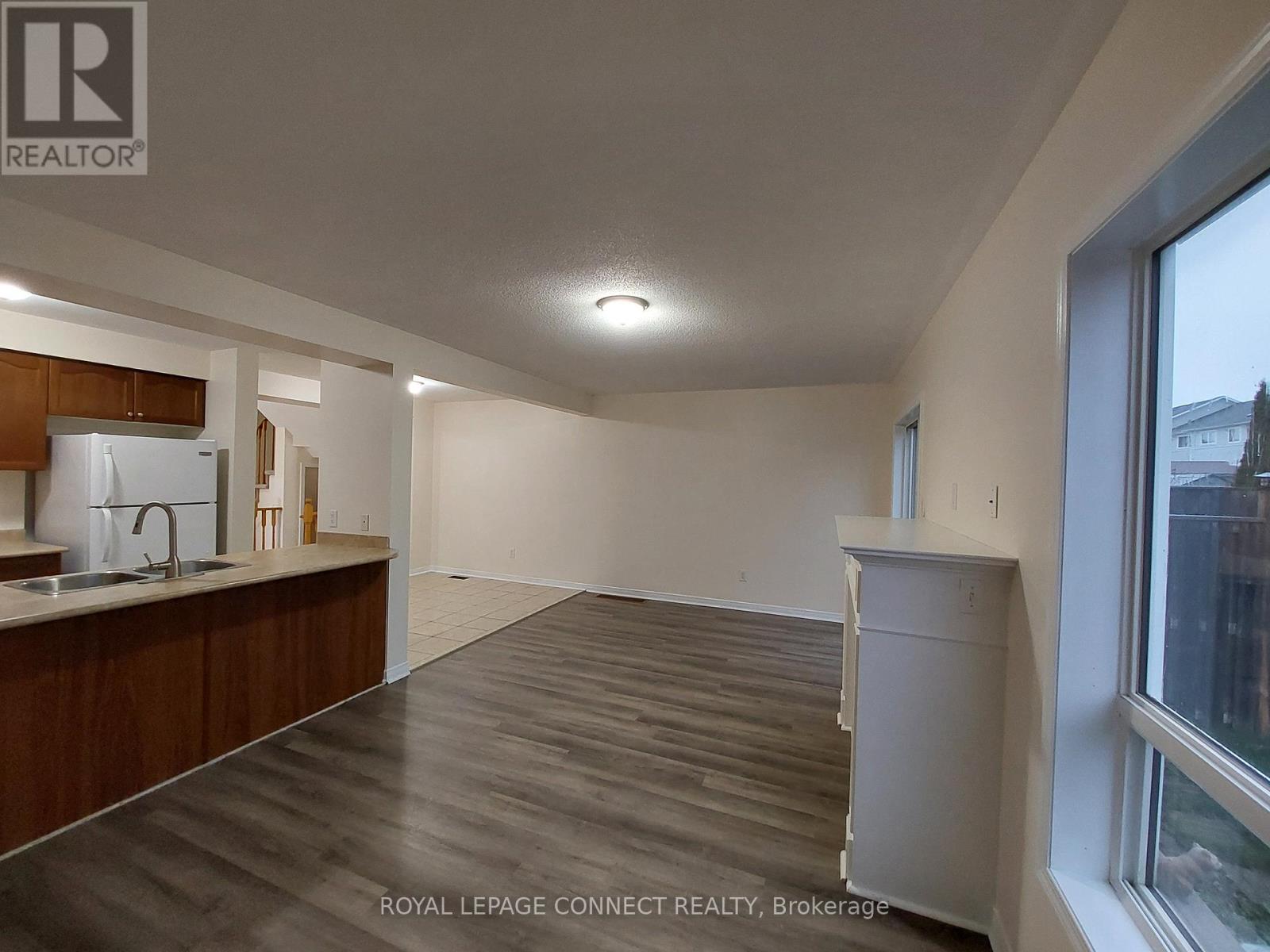 1513 Glenbourne Drive, Oshawa, Ontario  L1K 0M5 - Photo 3 - E12568658