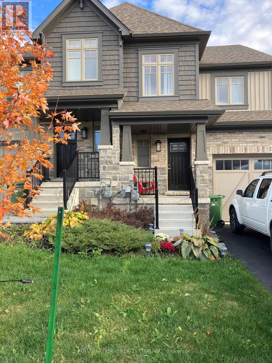 159 Stonebrook Way, Grey Highlands, Ontario  N0C 1H0 - Photo 2 - X12568814