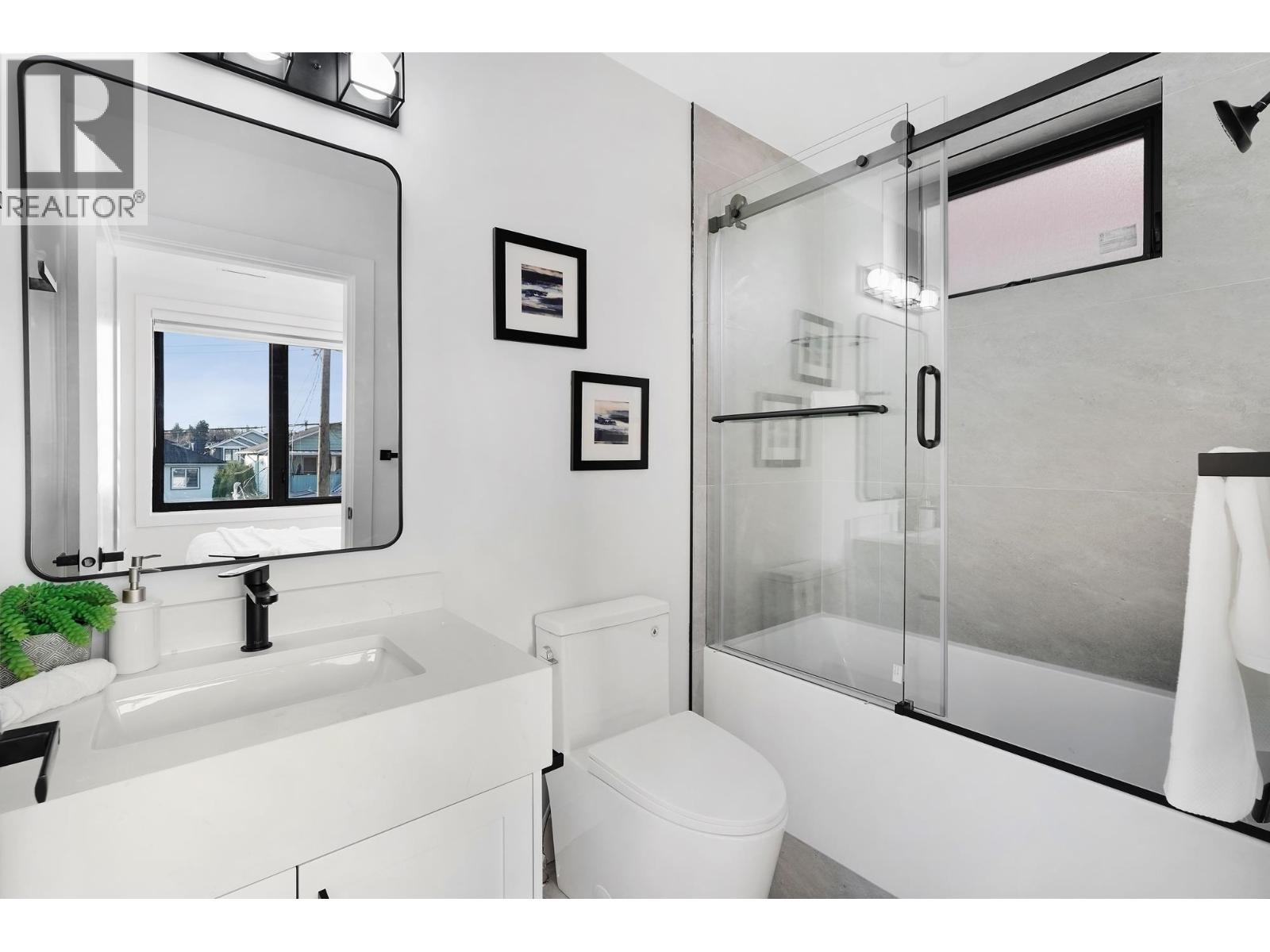 2 3310 Venables Street, Vancouver, British Columbia  V5K 2S8 - Photo 18 - R3069230