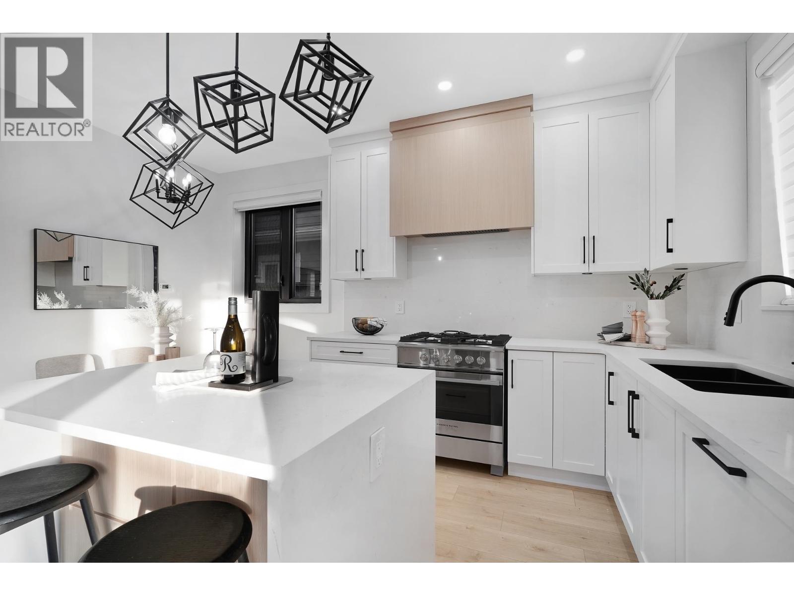 2 3310 Venables Street, Vancouver, British Columbia  V5K 2S8 - Photo 6 - R3069230