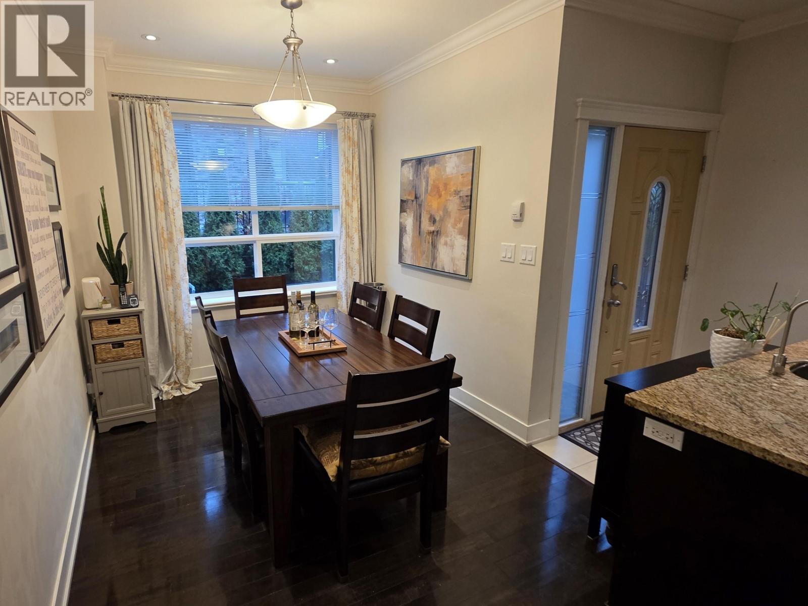 665 W 15th Street, North Vancouver, British Columbia  V7M 1T1 - Photo 6 - R3068716