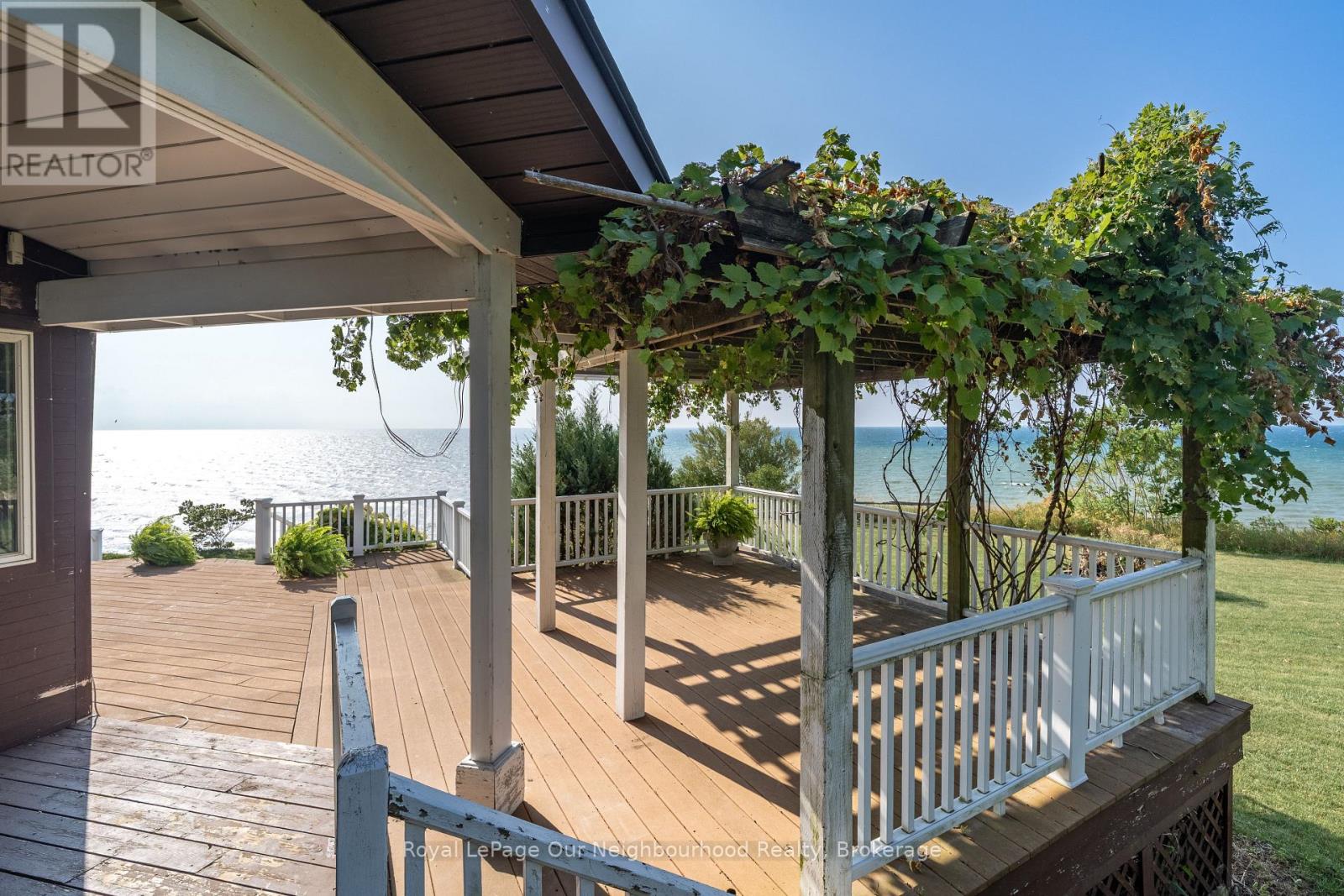 3741 Lakeshore Road E, Clarington, Ontario  L1B 1L9 - Photo 7 - E12568850