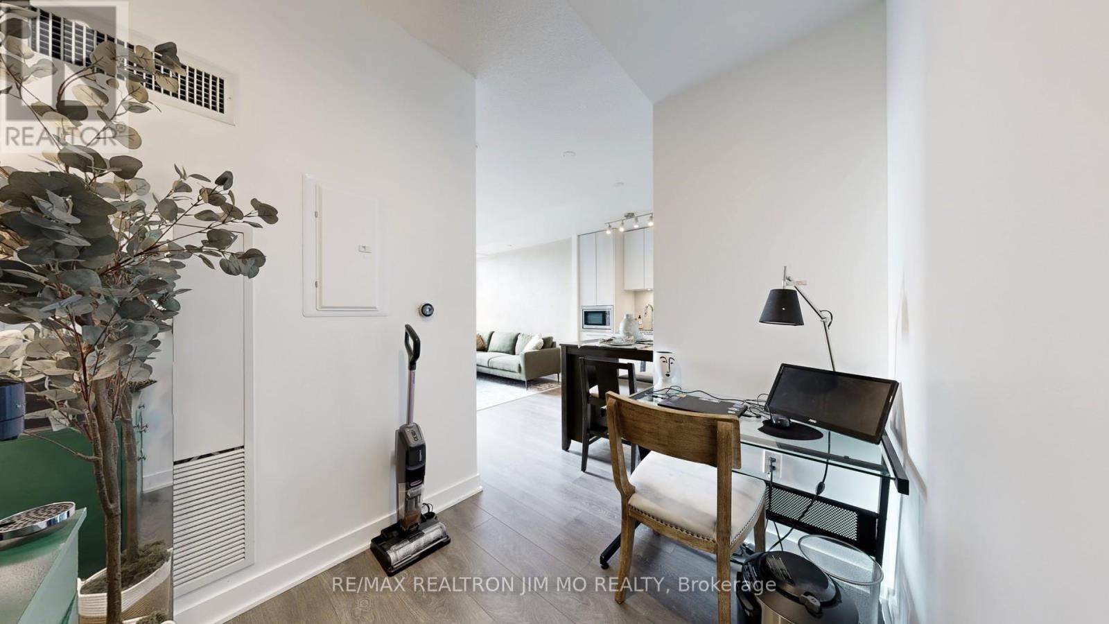 2101 - 125 Blue Jays Way, Toronto, Ontario  M5V 0N5 - Photo 18 - C12562920