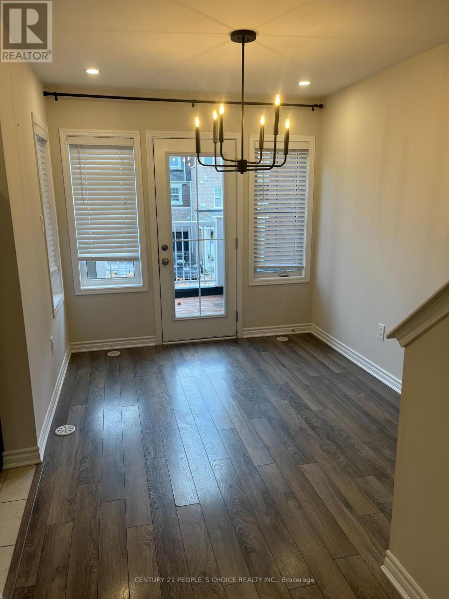 299 Casson Point, Milton, Ontario  L9E 0A4 - Photo 11 - W12549034