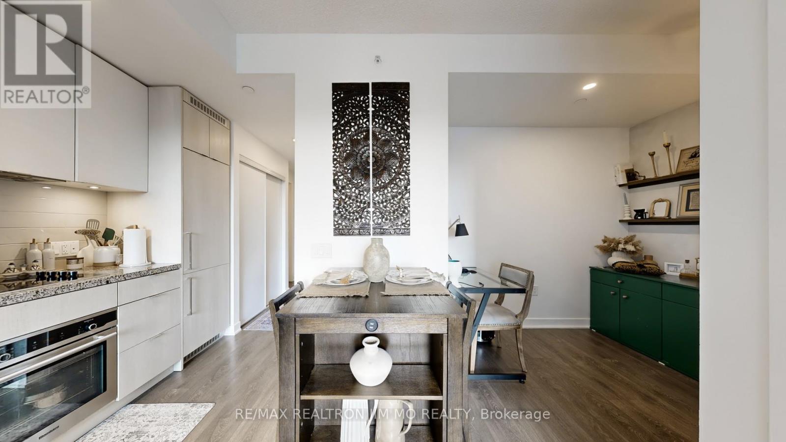 2101 - 125 Blue Jays Way, Toronto, Ontario  M5V 0N5 - Photo 9 - C12562920