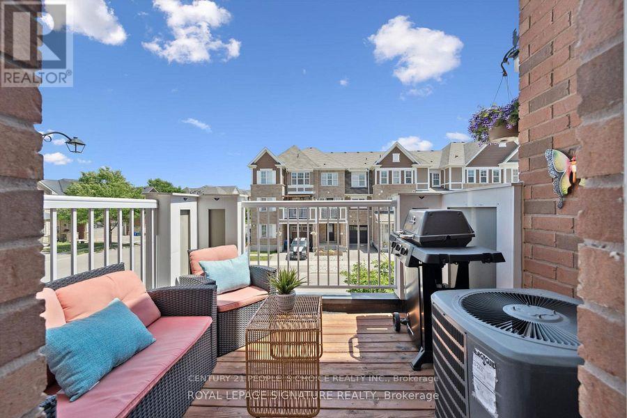 299 Casson Point, Milton, Ontario  L9E 0A4 - Photo 19 - W12549034