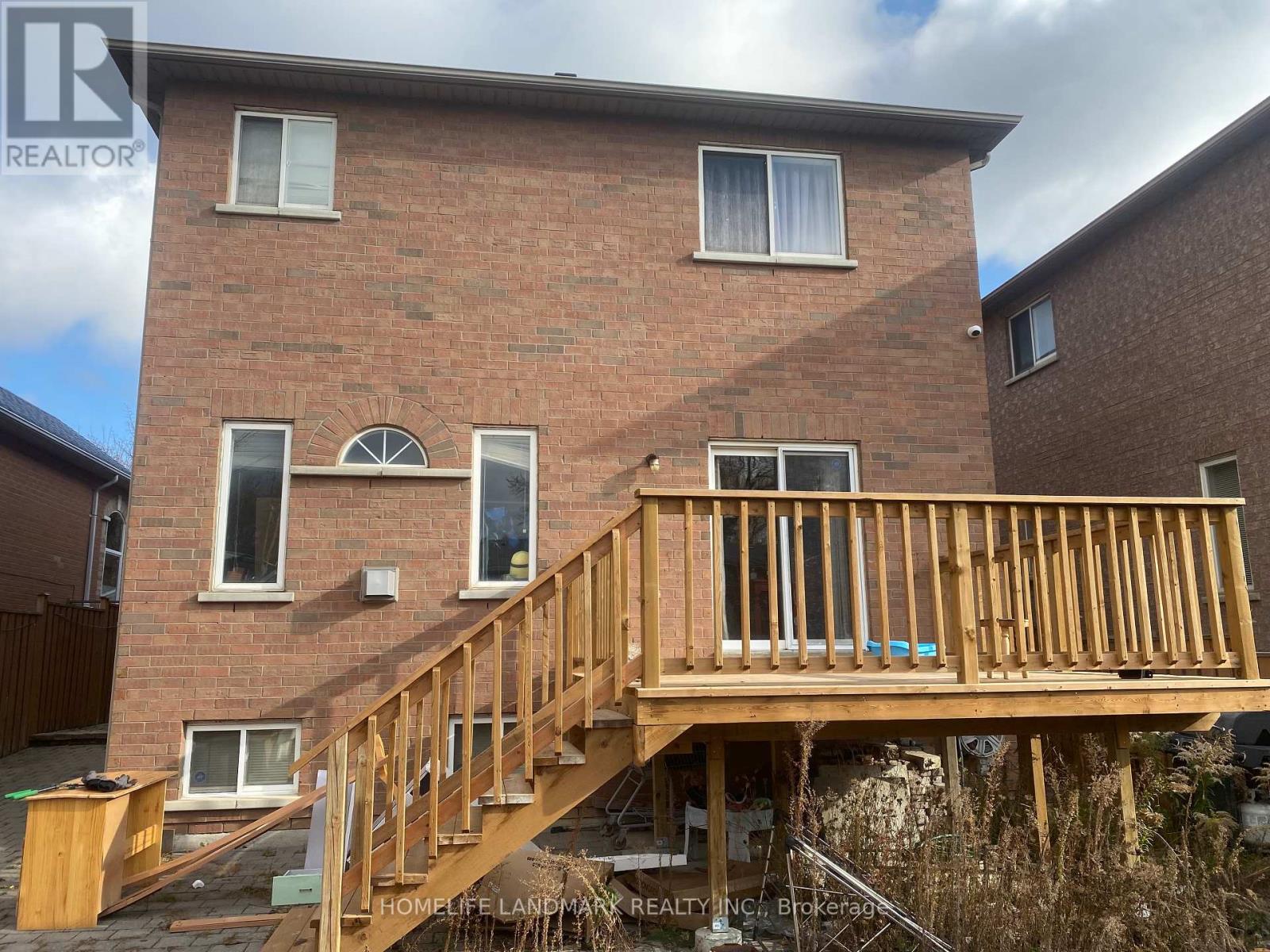 20 Stonebridge Boulevard, Toronto, Ontario  M1W 4A7 - Photo 3 - E12568848