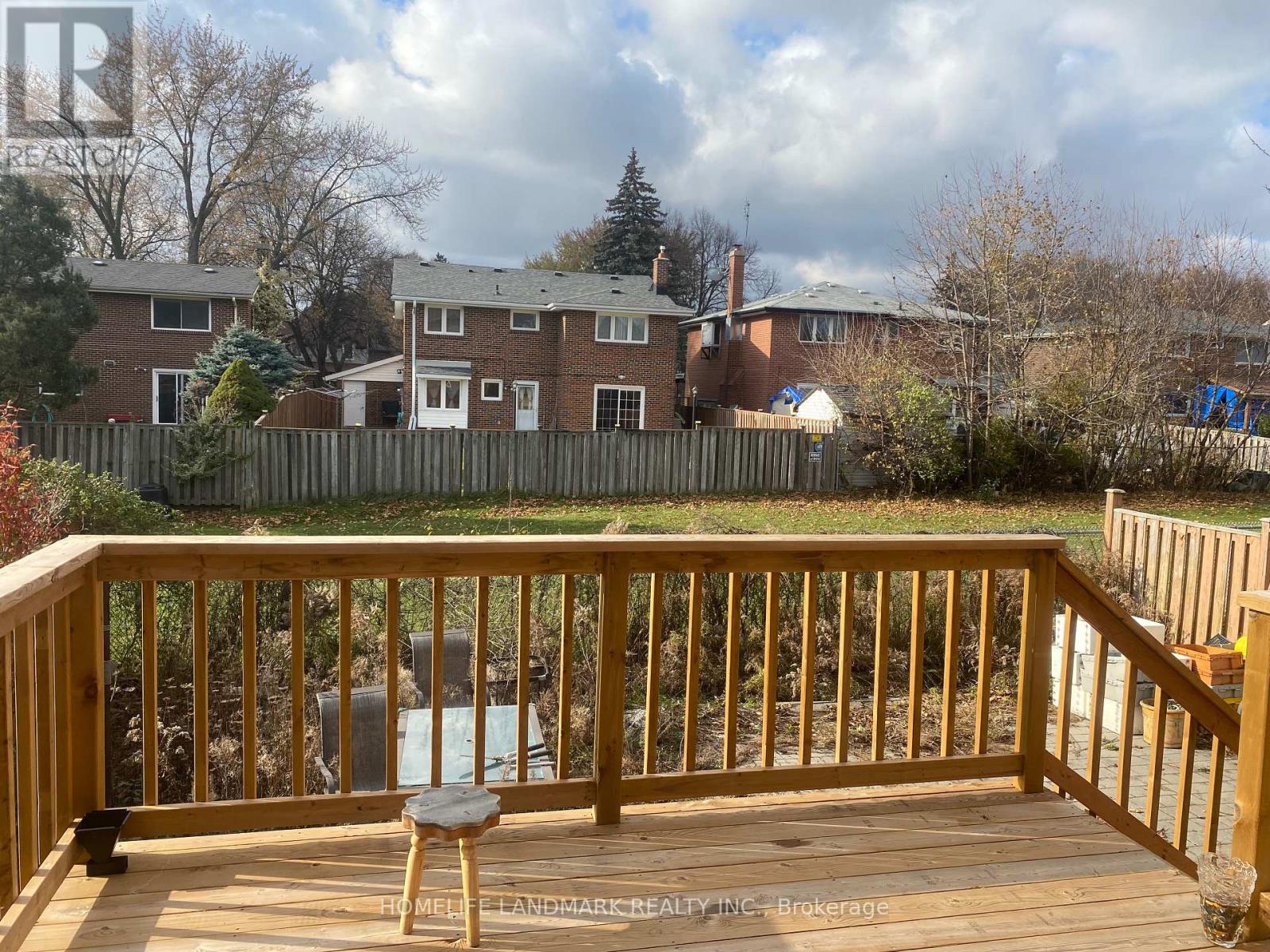 20 Stonebridge Boulevard, Toronto, Ontario  M1W 4A7 - Photo 4 - E12568848