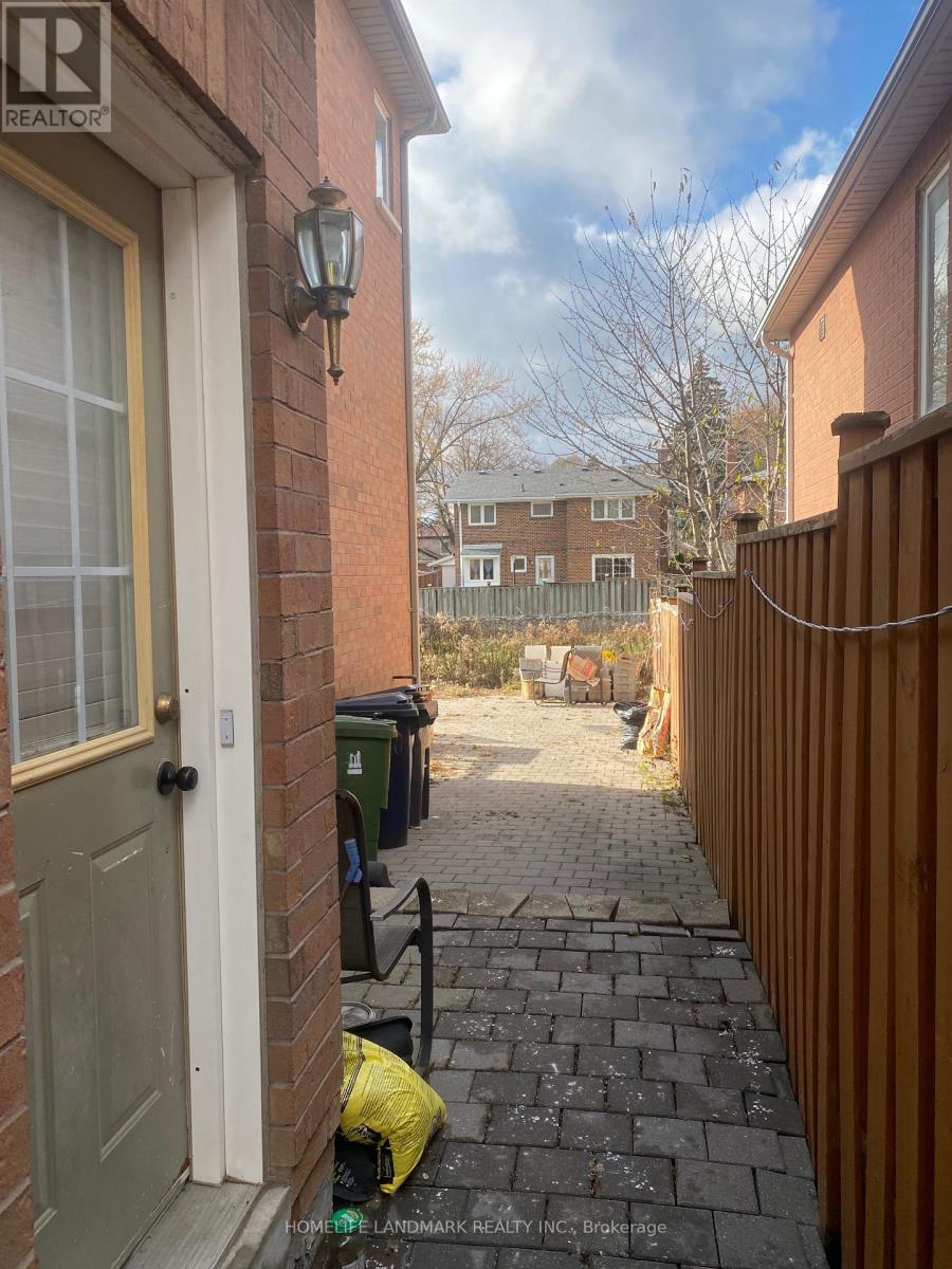 20 Stonebridge Boulevard, Toronto, Ontario  M1W 4A7 - Photo 7 - E12568848