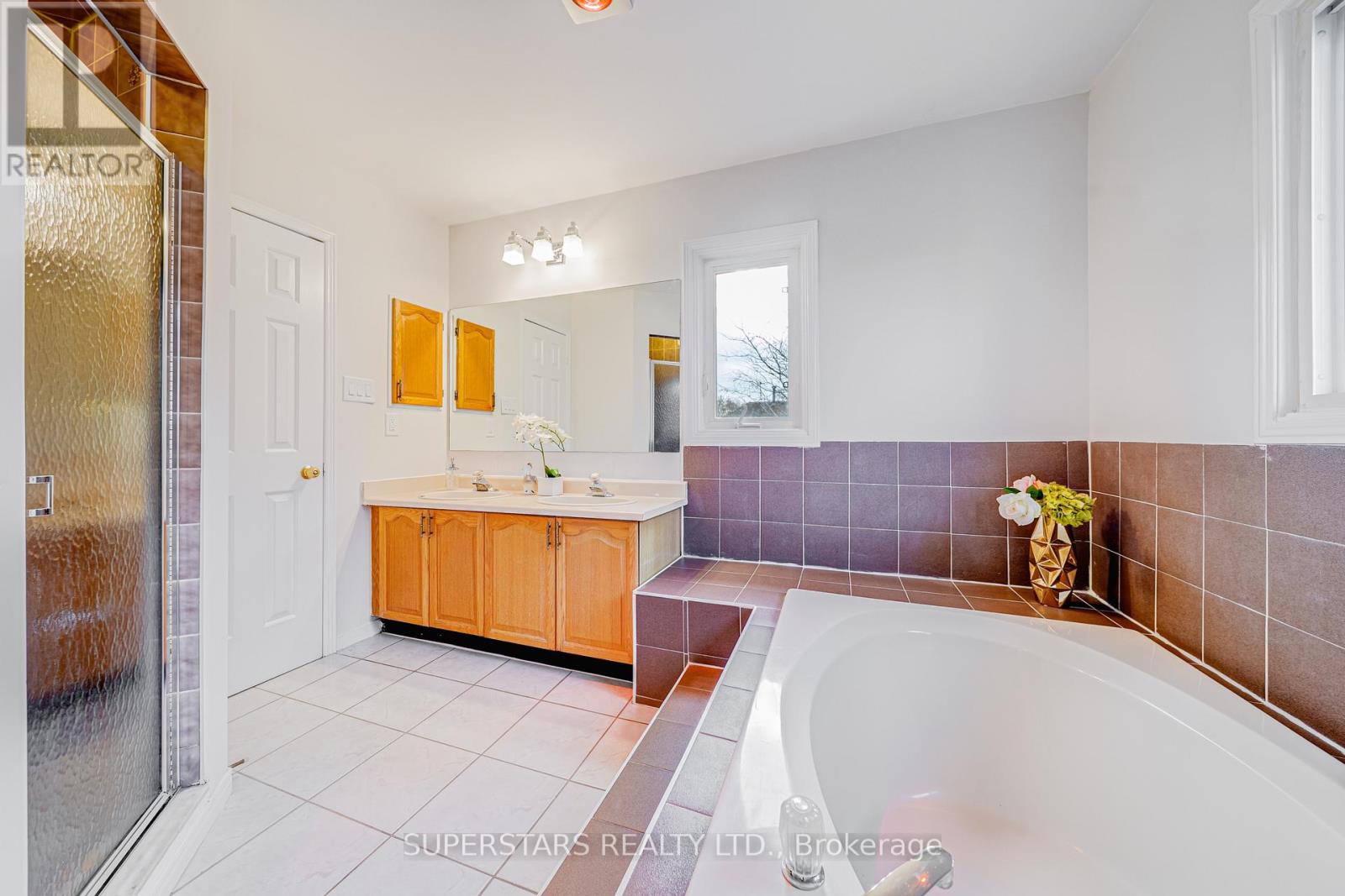 149 Tomlinson Circle, Markham, Ontario  L3R 9K4 - Photo 16 - N12568830