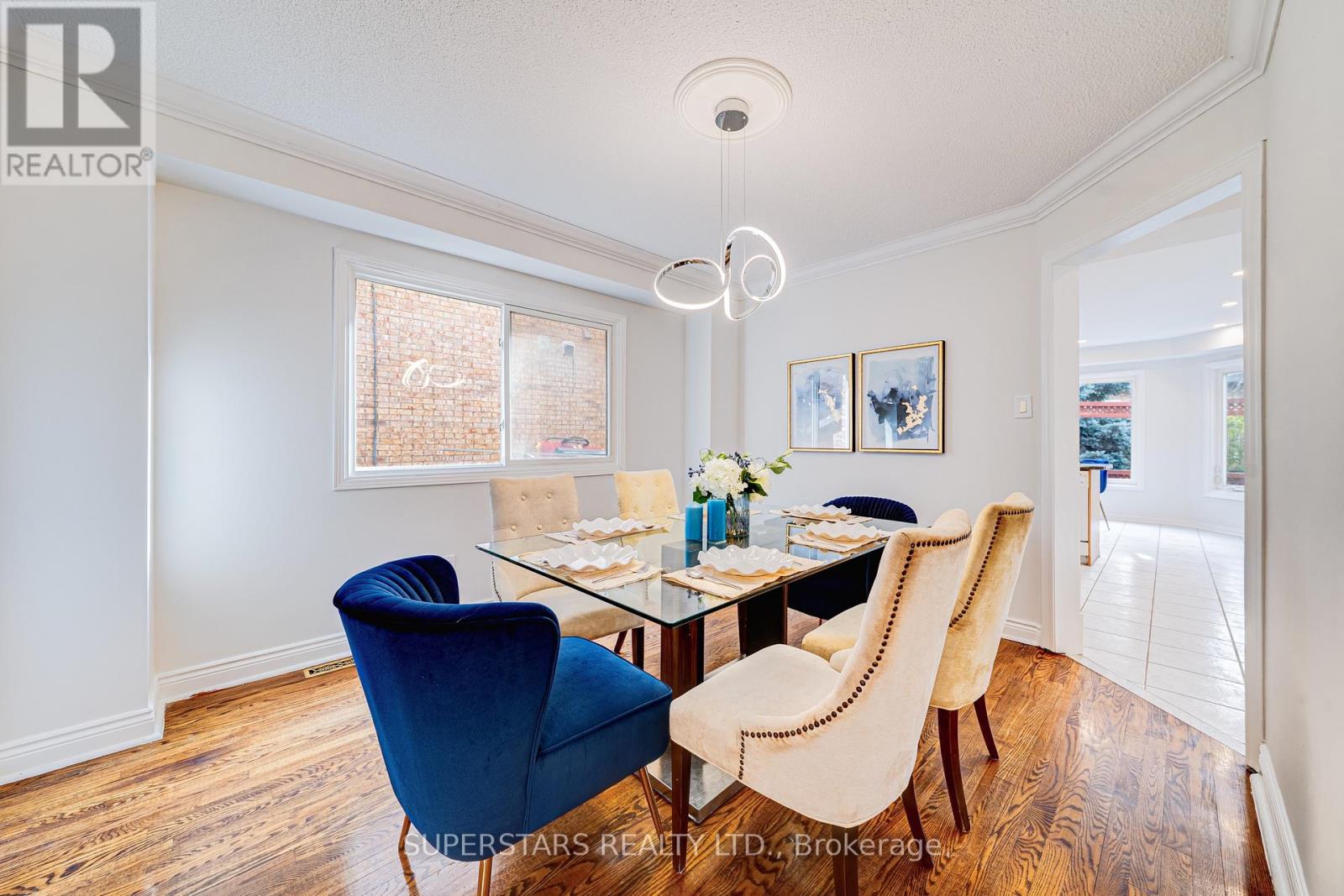 149 Tomlinson Circle, Markham, Ontario  L3R 9K4 - Photo 3 - N12568830