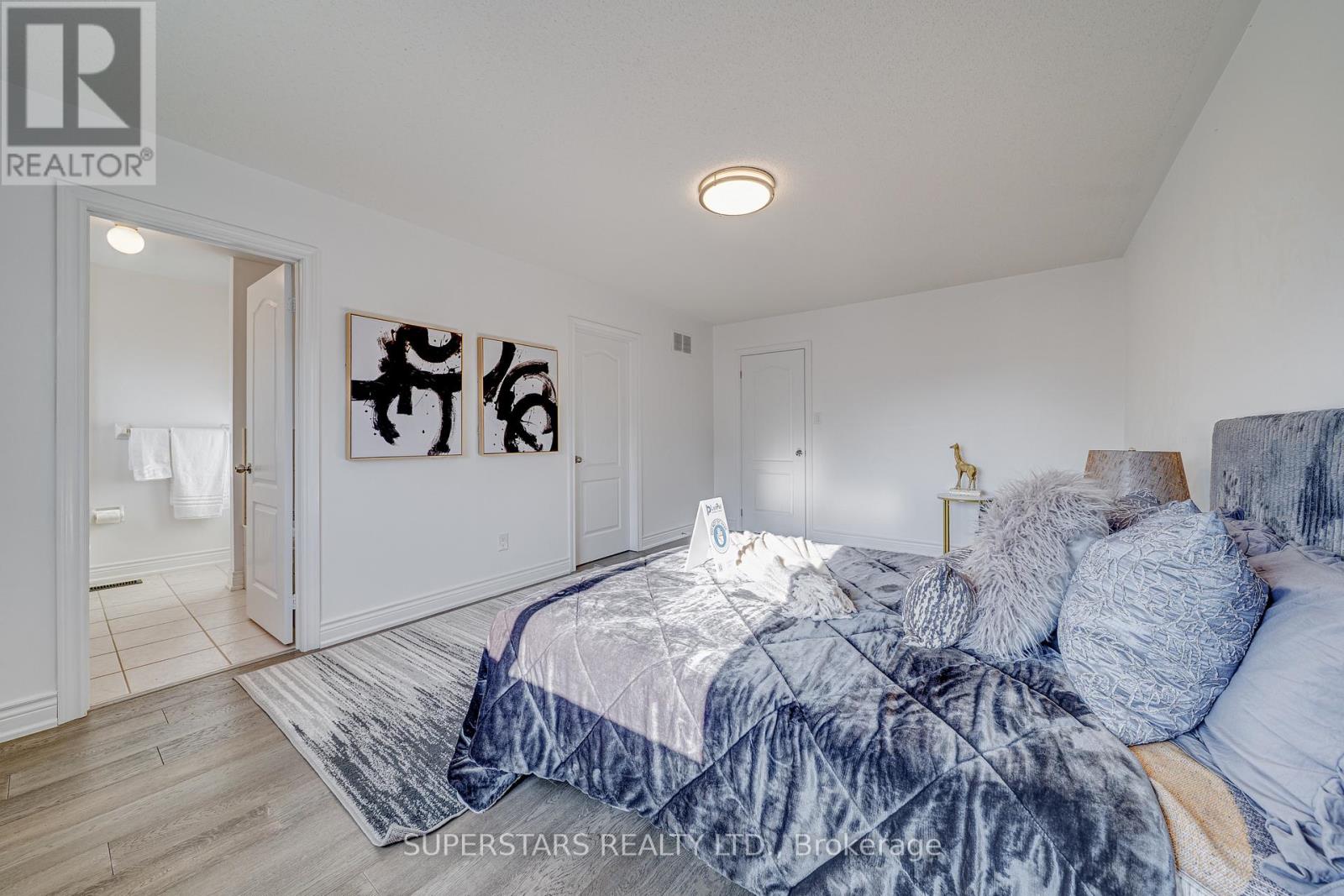 115 Edward Jeffreys Avenue, Markham, Ontario  L6E 1W1 - Photo 13 - N12568834