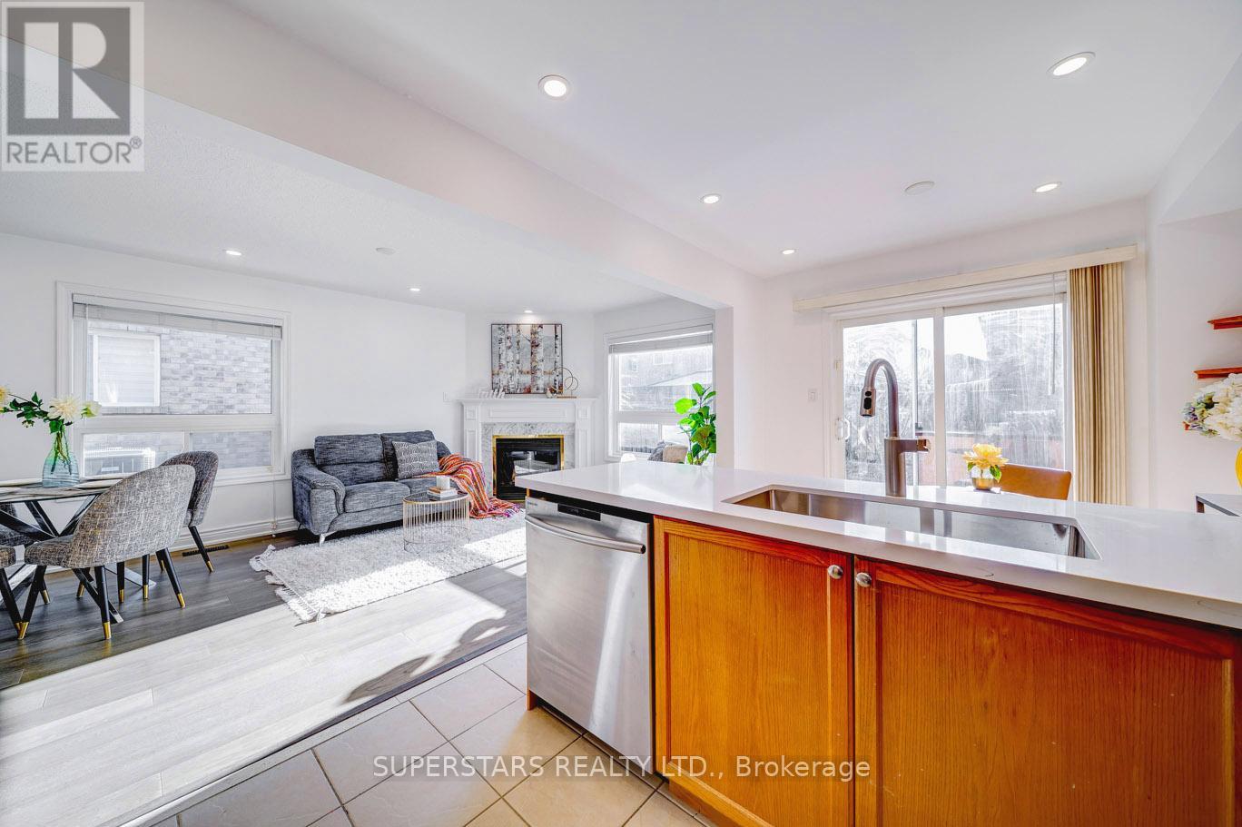 115 Edward Jeffreys Avenue, Markham, Ontario  L6E 1W1 - Photo 7 - N12568834