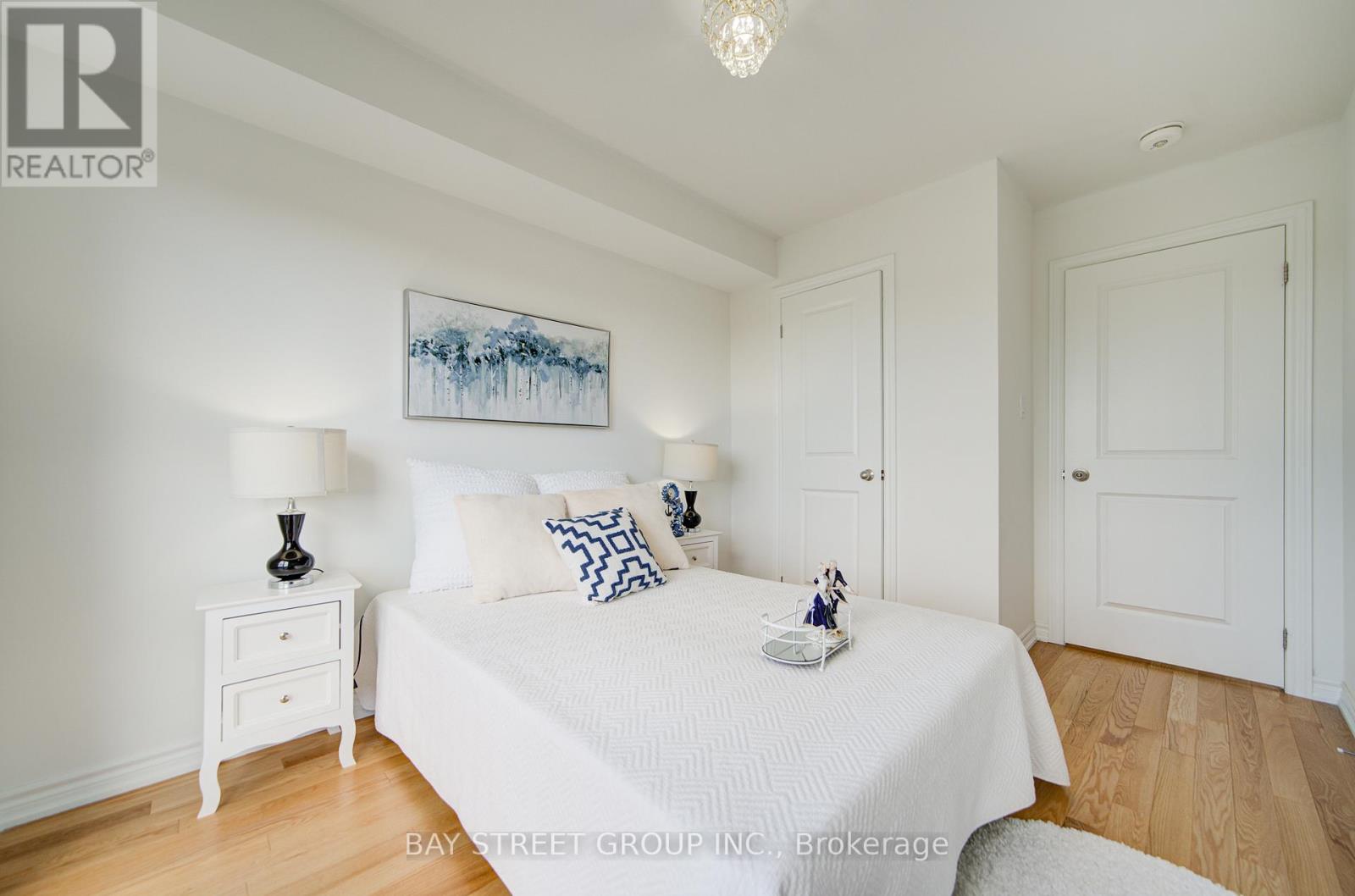 6859 Main Street, Whitchurch-Stouffville, Ontario  L4A 4X2 - Photo 18 - N12568842