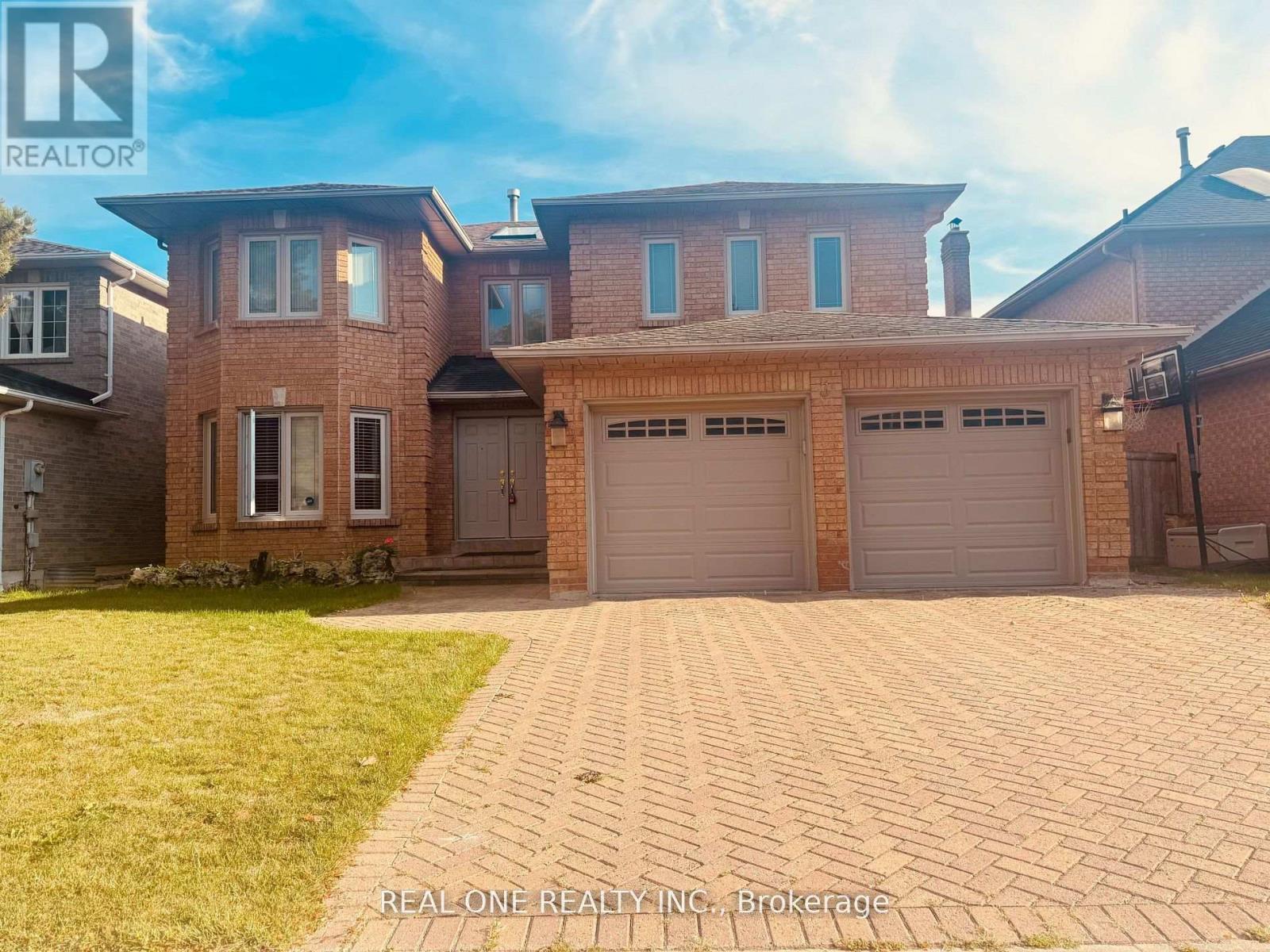 3 ELMSLEY DRIVE, Richmond Hill, Ontario