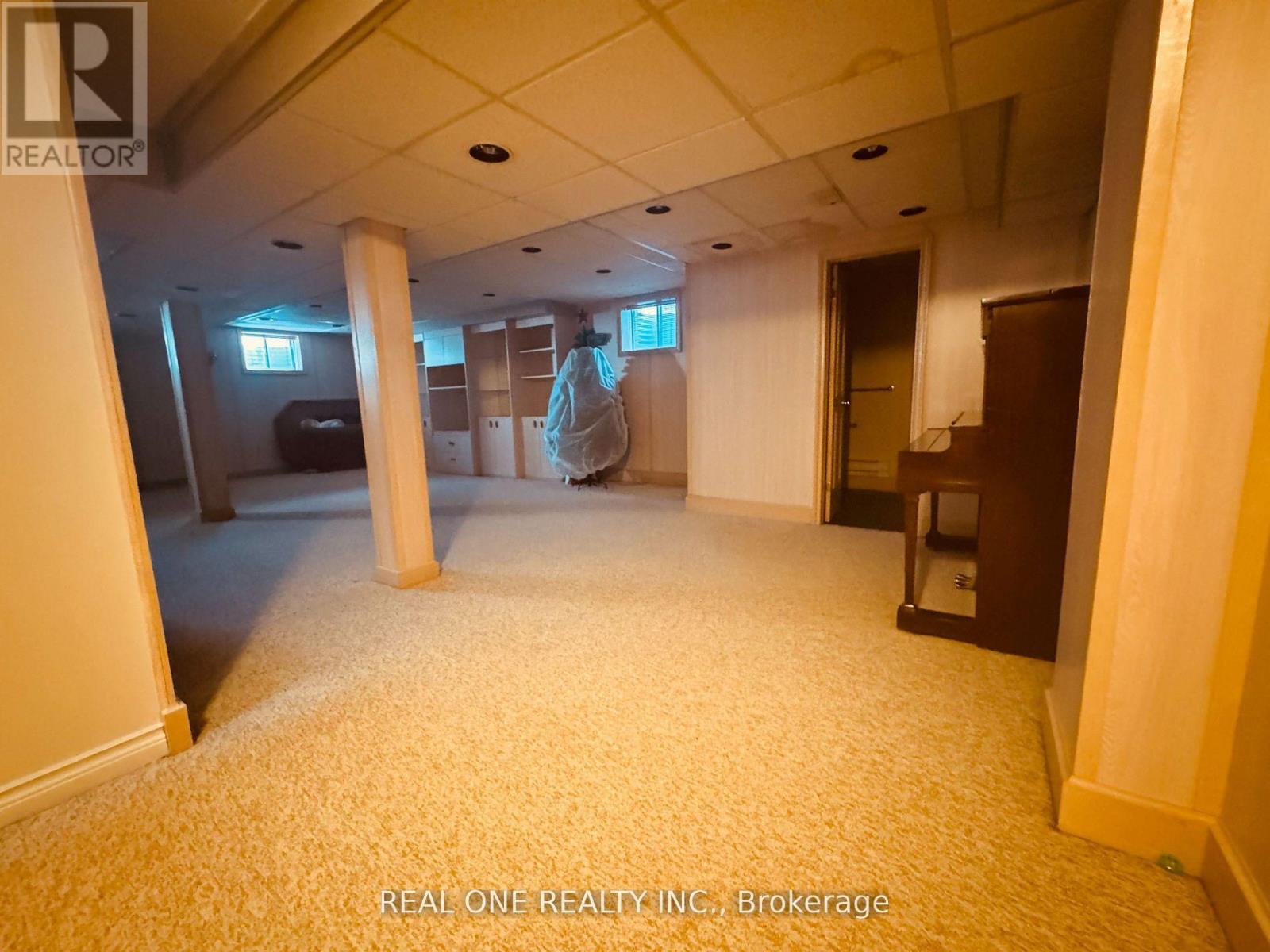 3 Elmsley Drive, Richmond Hill, Ontario  L4C 8N1 - Photo 14 - N12568856