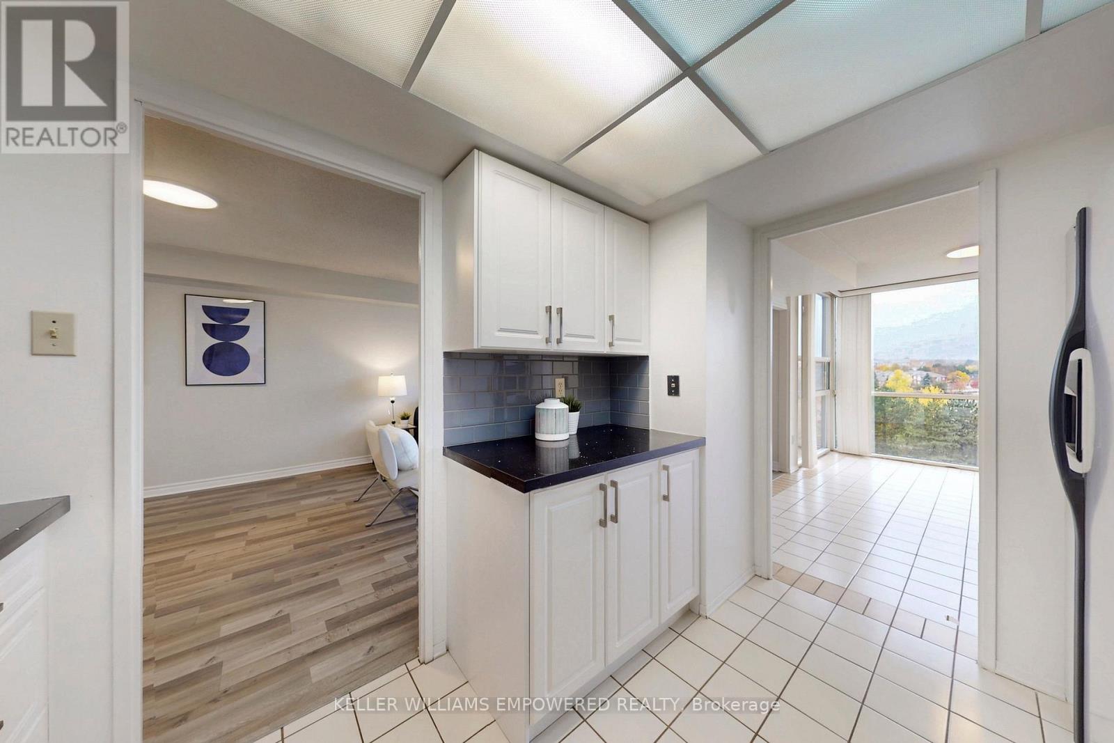 707 - 20 Harding Boulevard W, Richmond Hill, Ontario  L4C 9S4 - Photo 17 - N12568874