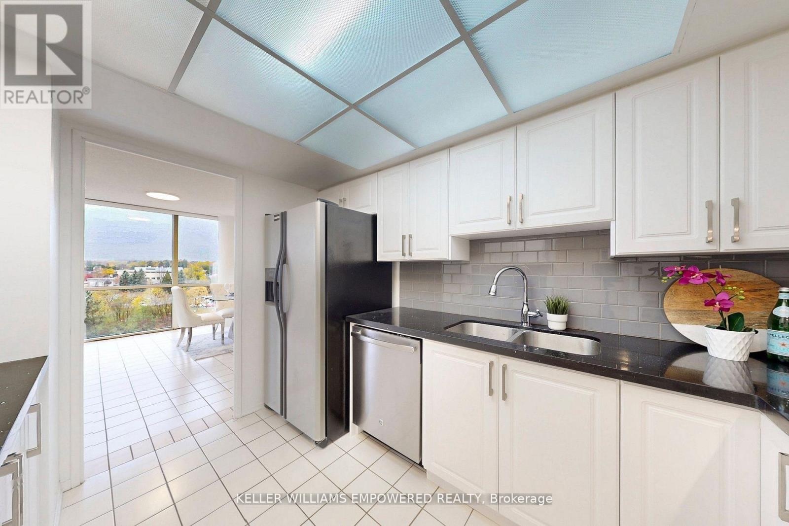 707 - 20 Harding Boulevard W, Richmond Hill, Ontario  L4C 9S4 - Photo 18 - N12568874