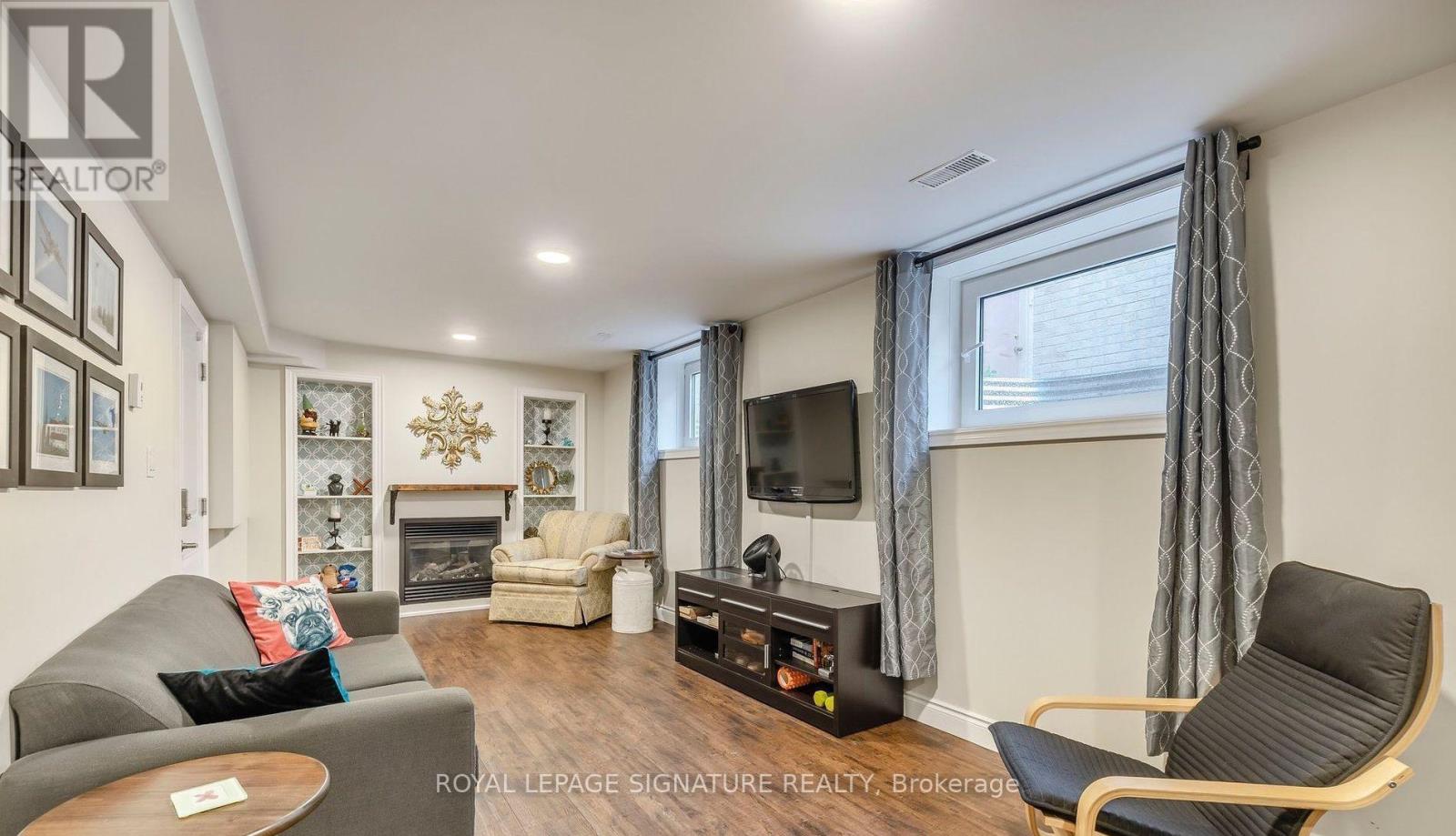 Lower - 10 Duval Drive, Barrie, Ontario  L4M 6V2 - Photo 2 - S12568858