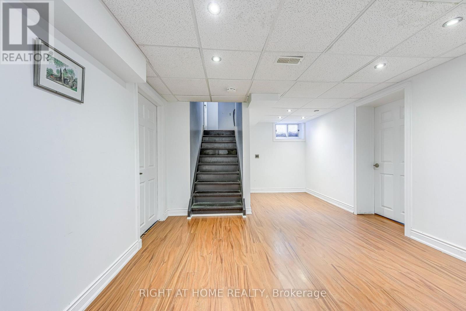 426 Lees Lane, Oakville, Ontario  L6L 4S7 - Photo 35 - W12568840