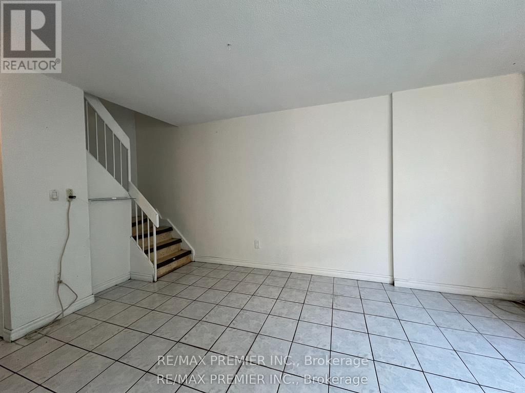 234 - 10 Eddystone Avenue, Toronto, Ontario  M3N 2T2 - Photo 3 - W12568844