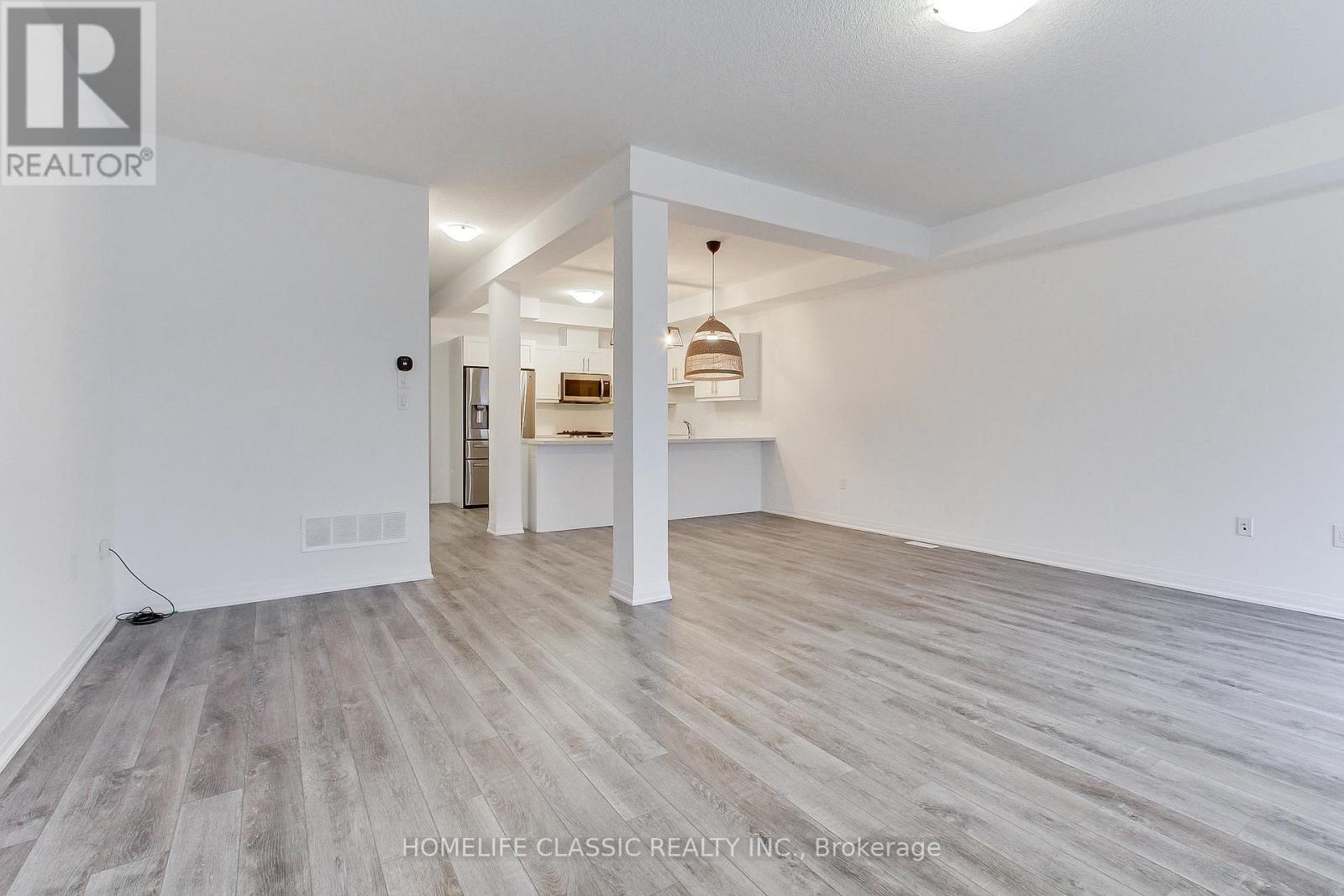 14 - 14 Laguna Village Crescent, Hamilton, Ontario  L8E 3M8 - Photo 24 - X12568860