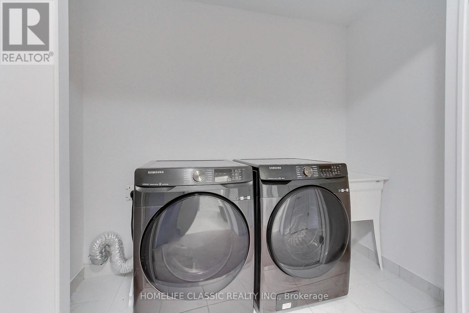 14 - 14 Laguna Village Crescent, Hamilton, Ontario  L8E 3M8 - Photo 37 - X12568860