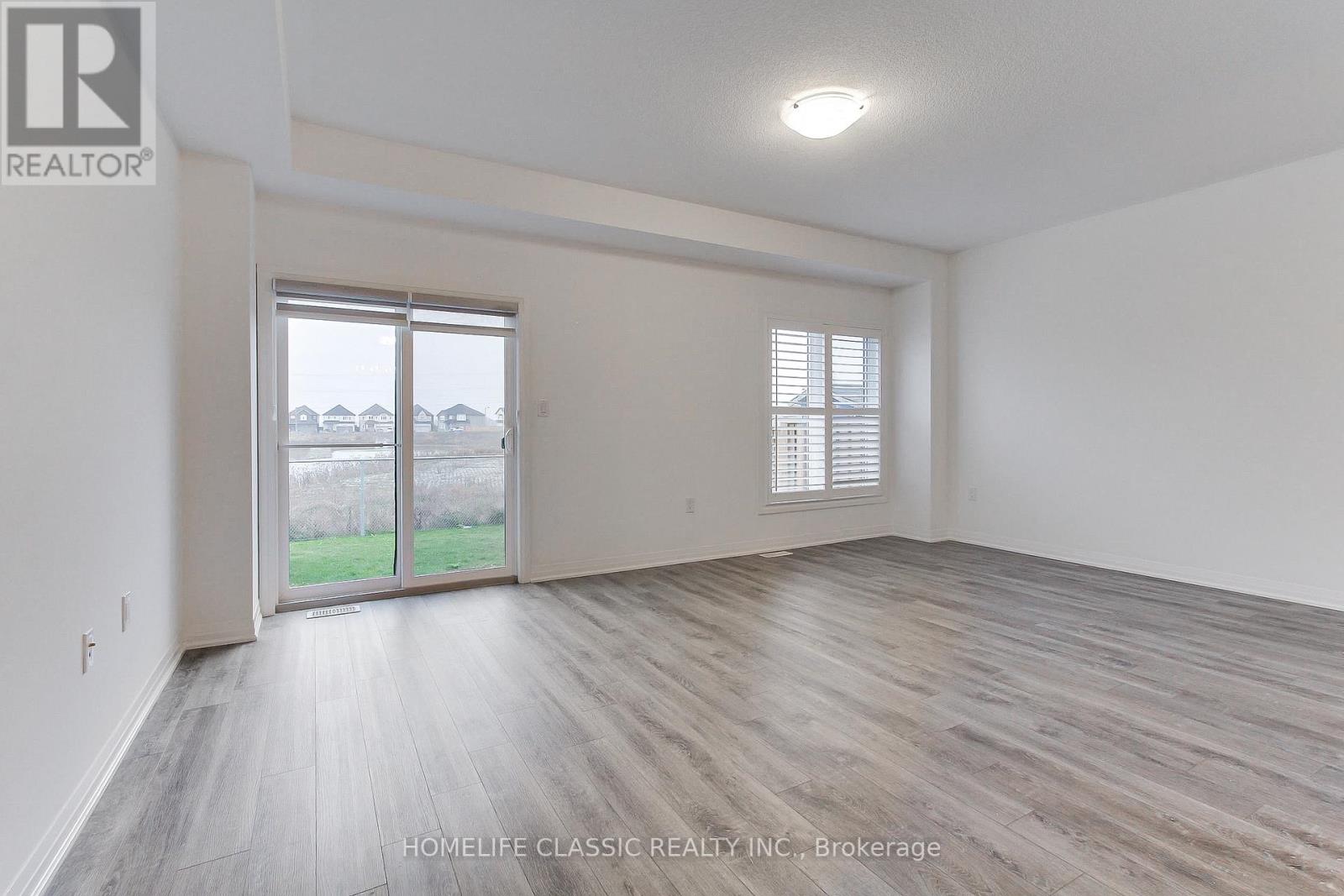 14 - 14 Laguna Village Crescent, Hamilton, Ontario  L8E 3M8 - Photo 38 - X12568860