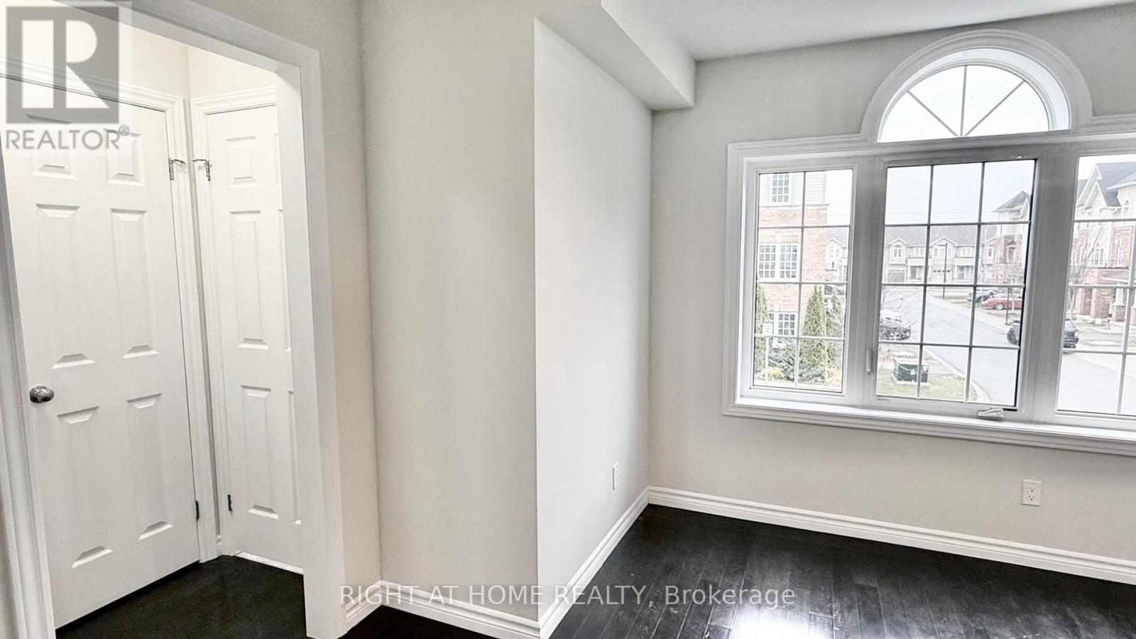 87 Mayland Trail, Hamilton, Ontario  L8J 0G4 - Photo 12 - X12568868