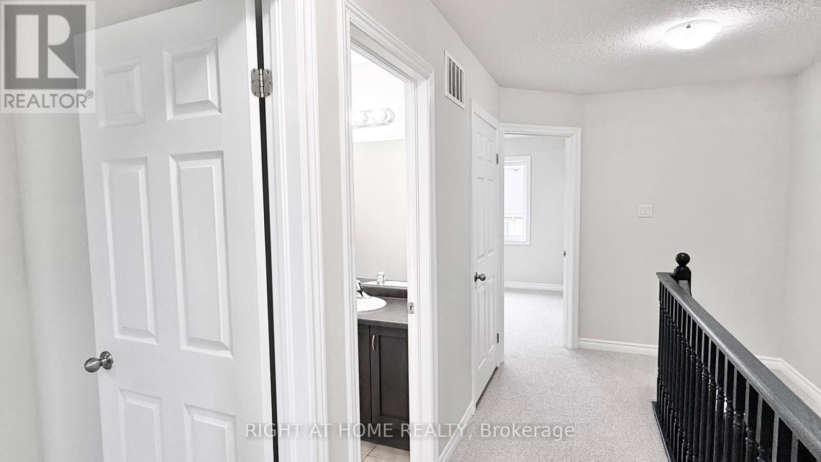 87 Mayland Trail, Hamilton, Ontario  L8J 0G4 - Photo 15 - X12568868