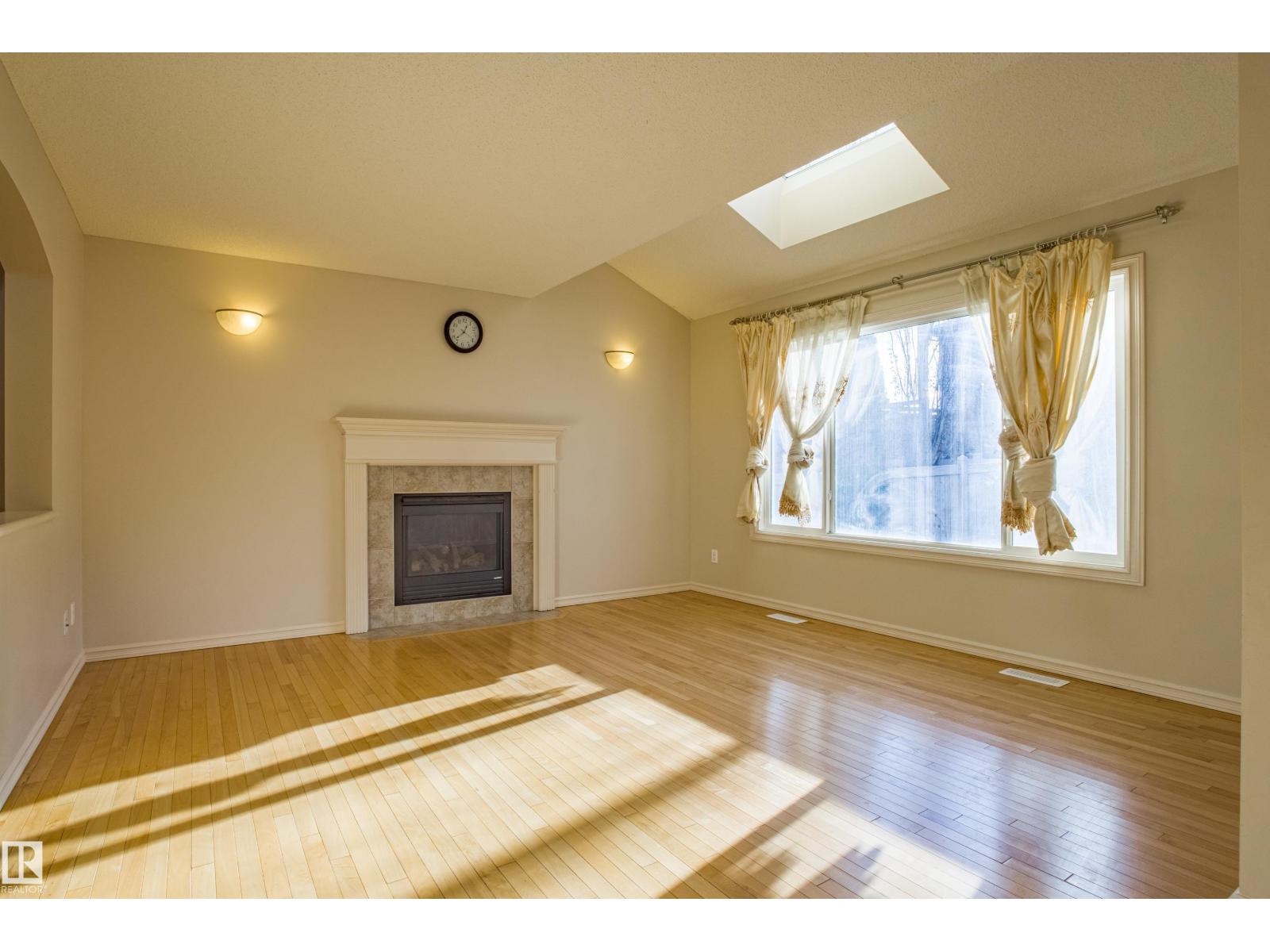 1253 Latta Cr Nw, Edmonton, Alberta  T6R 3P6 - Photo 18 - E4466375