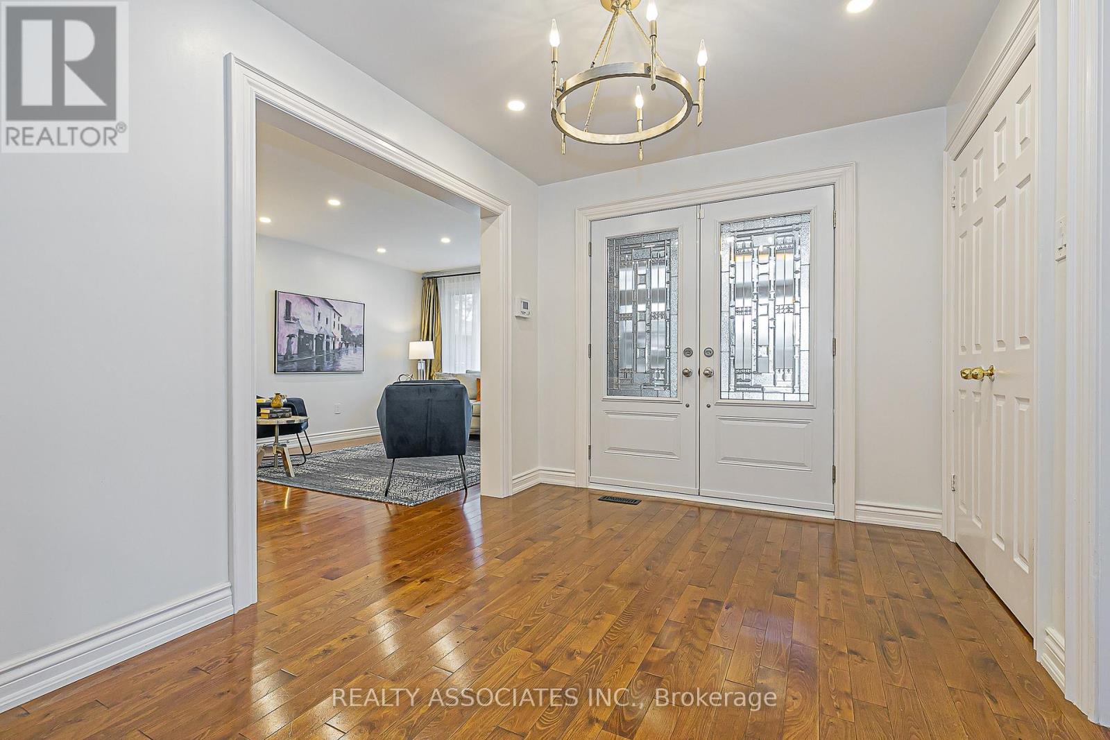 81 Derby Court, Newmarket, Ontario  L3Y 5Z8 - Photo 13 - N12559172