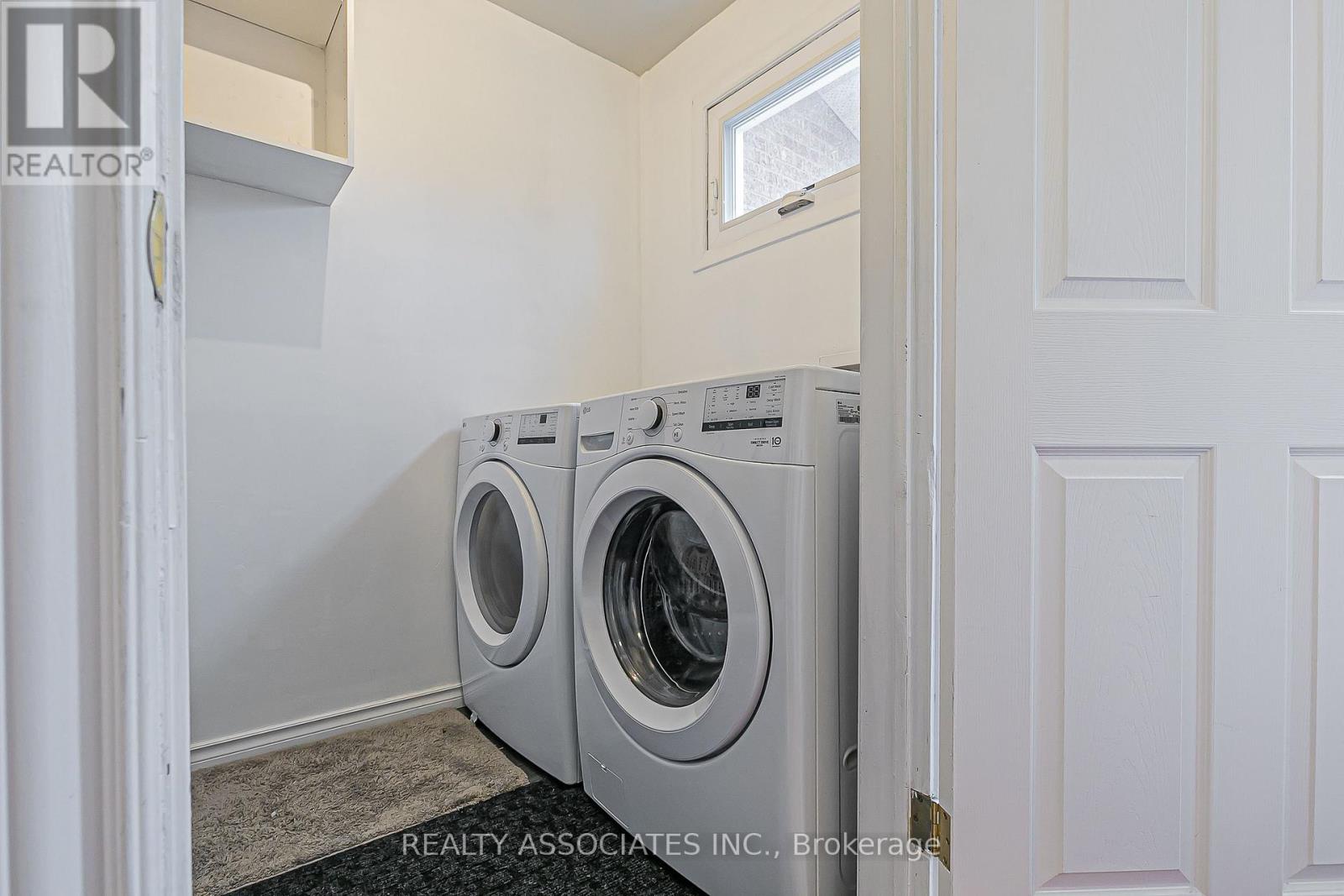 81 Derby Court, Newmarket, Ontario  L3Y 5Z8 - Photo 34 - N12559172