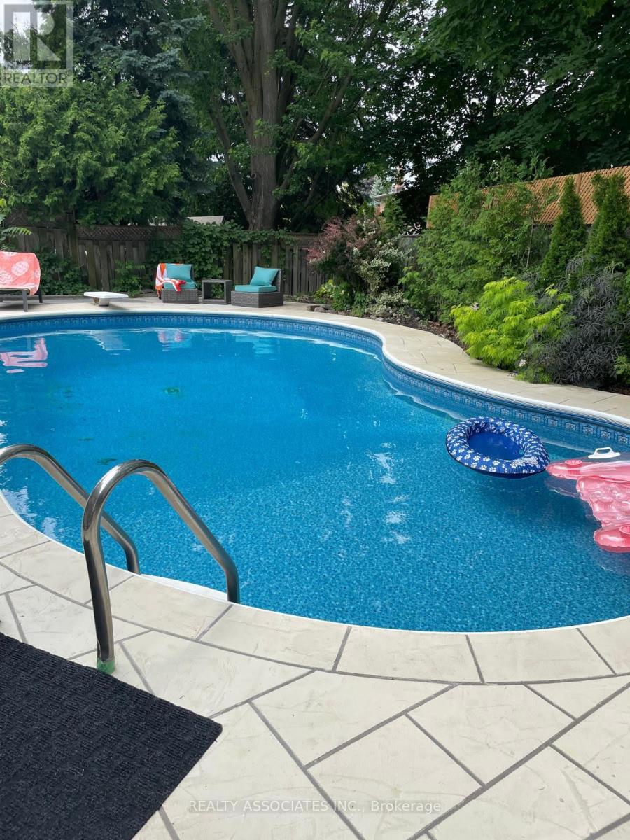 81 Derby Court, Newmarket, Ontario  L3Y 5Z8 - Photo 48 - N12559172