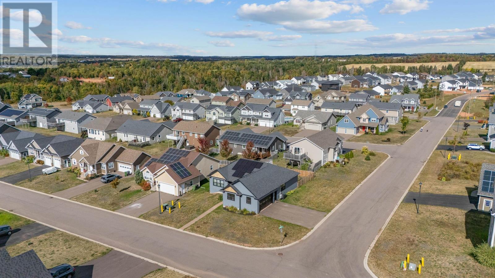 90 Essex Crescent, Charlottetown, Prince Edward Island  C1E 0G8 - Photo 3 - 202524093