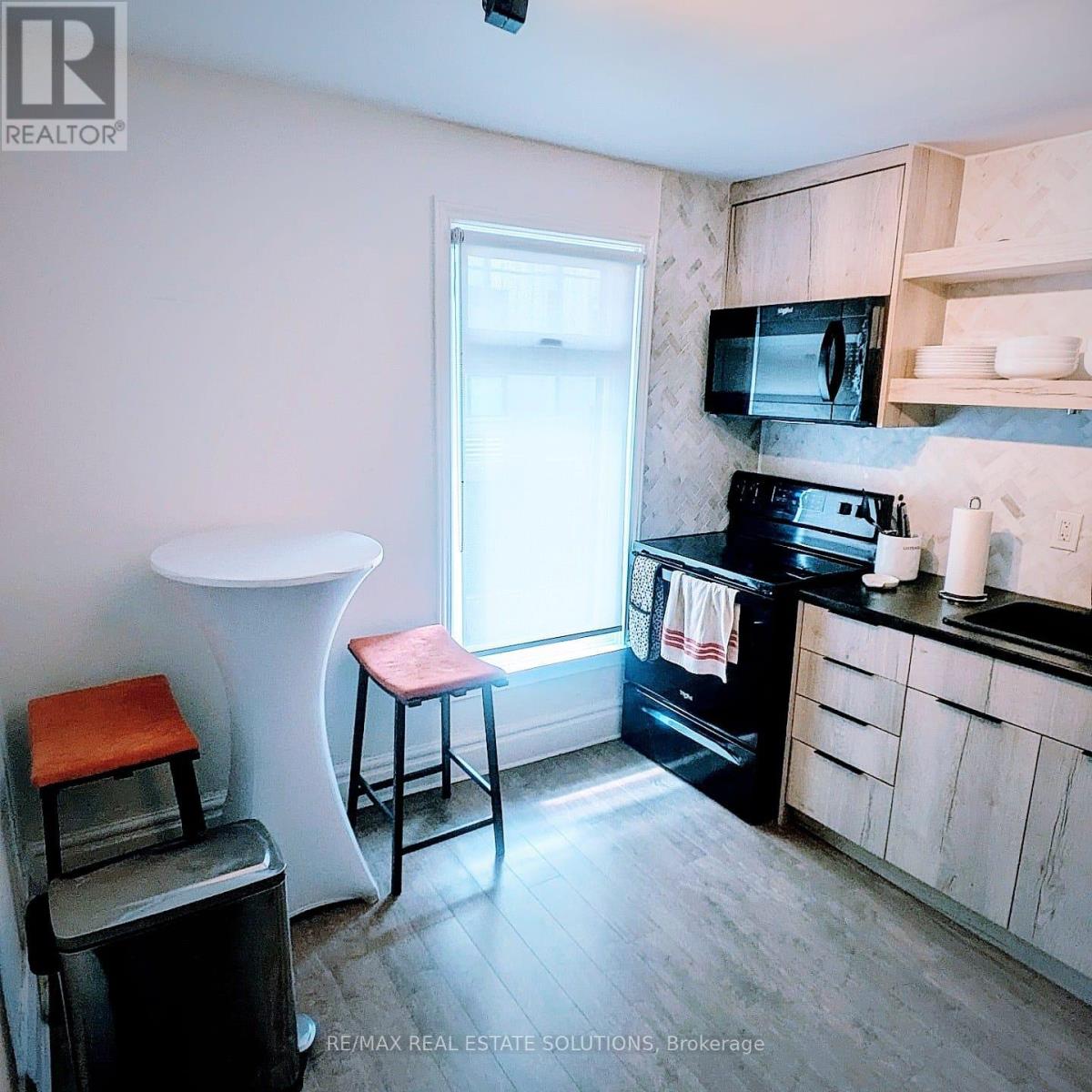 206 Bathurst Street, Toronto, Ontario  M5T 2R9 - Photo 20 - C12567938