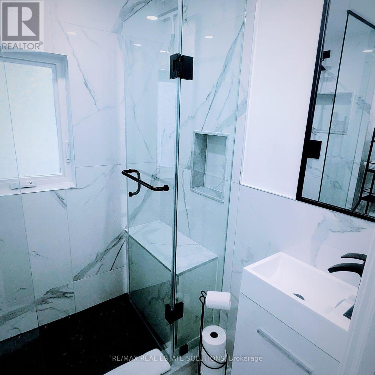 206 Bathurst Street, Toronto, Ontario  M5T 2R9 - Photo 26 - C12567938