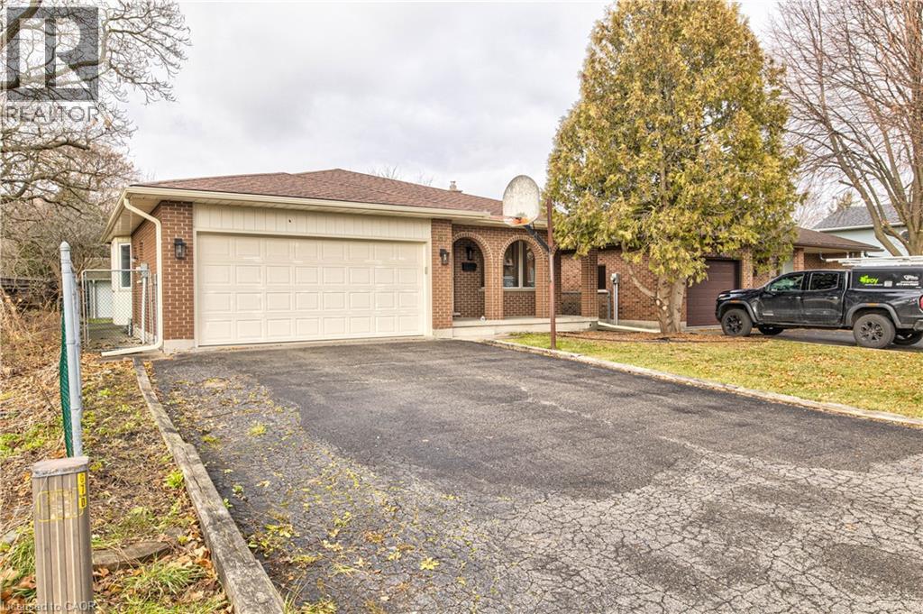 67 Durham Street, Kitchener, Ontario  N2P 1G5 - Photo 2 - 40789871