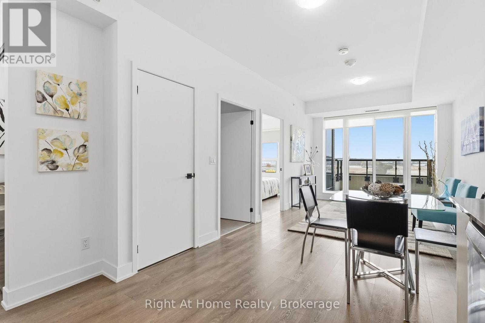 815 - 2489 Taunton Road, Oakville, Ontario  L6H 3R8 - Photo 10 - W12568898