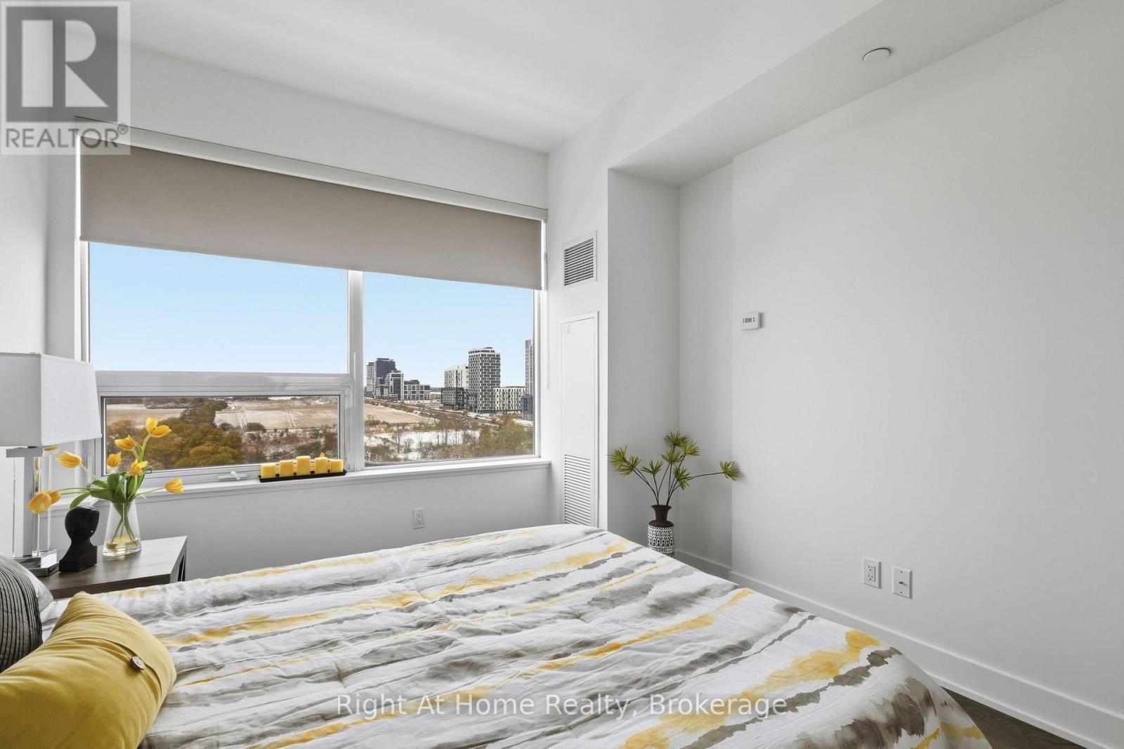 815 - 2489 Taunton Road, Oakville, Ontario  L6H 3R8 - Photo 22 - W12568898