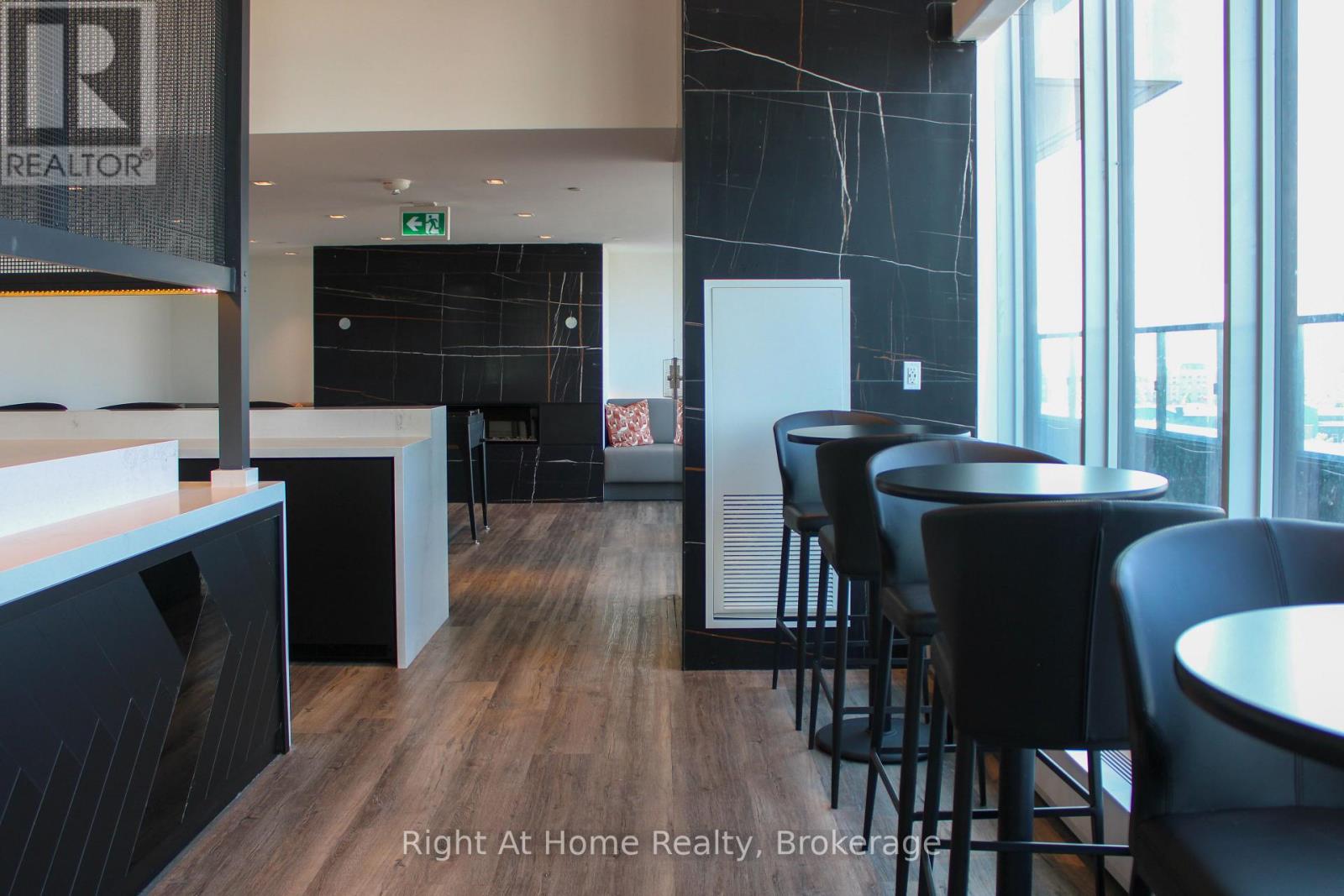 815 - 2489 Taunton Road, Oakville, Ontario  L6H 3R8 - Photo 34 - W12568898