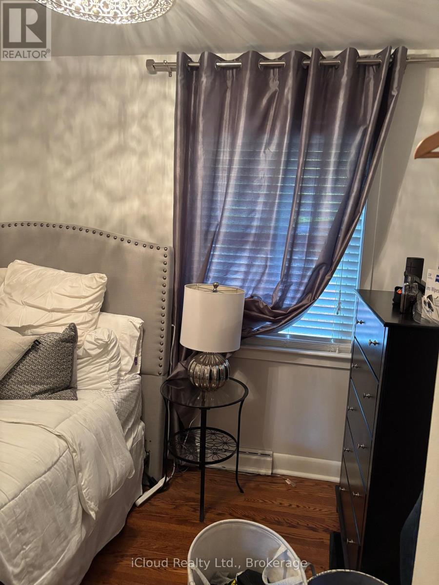 2438 Hixon Street, Oakville, Ontario L6L 1V1 - Photo 12 - W12568088