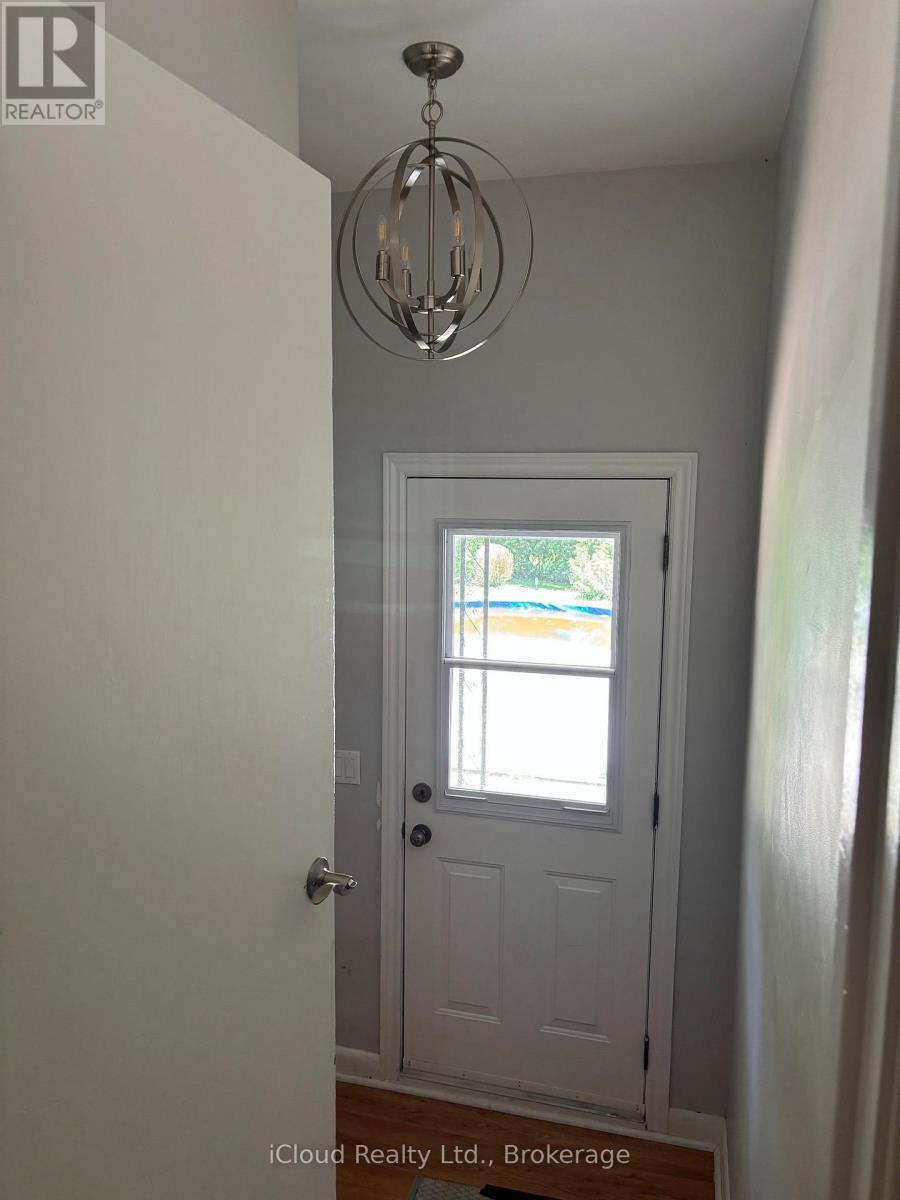 2438 Hixon Street, Oakville, Ontario L6L 1V1 - Photo 21 - W12568088