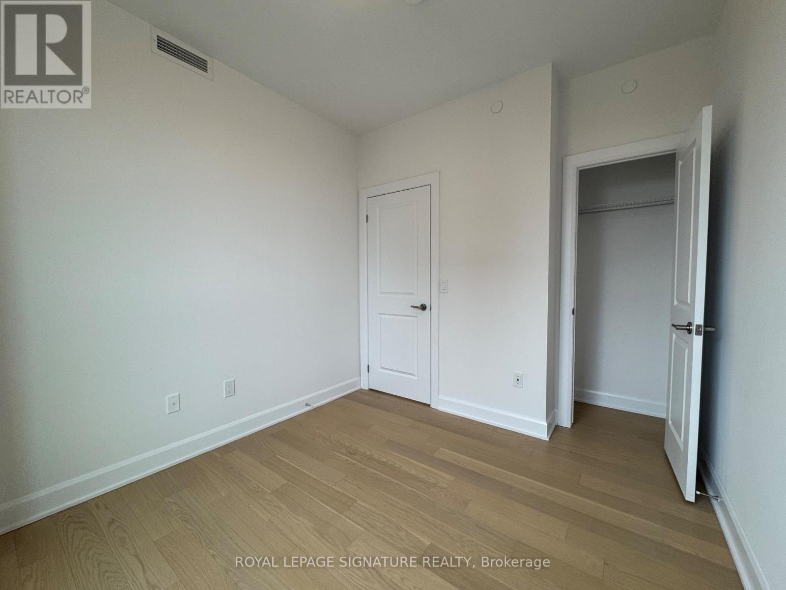 1802 - 3240 William Coltson Avenue, Oakville, Ontario  L6H 8C8 - Photo 14 - W12566548