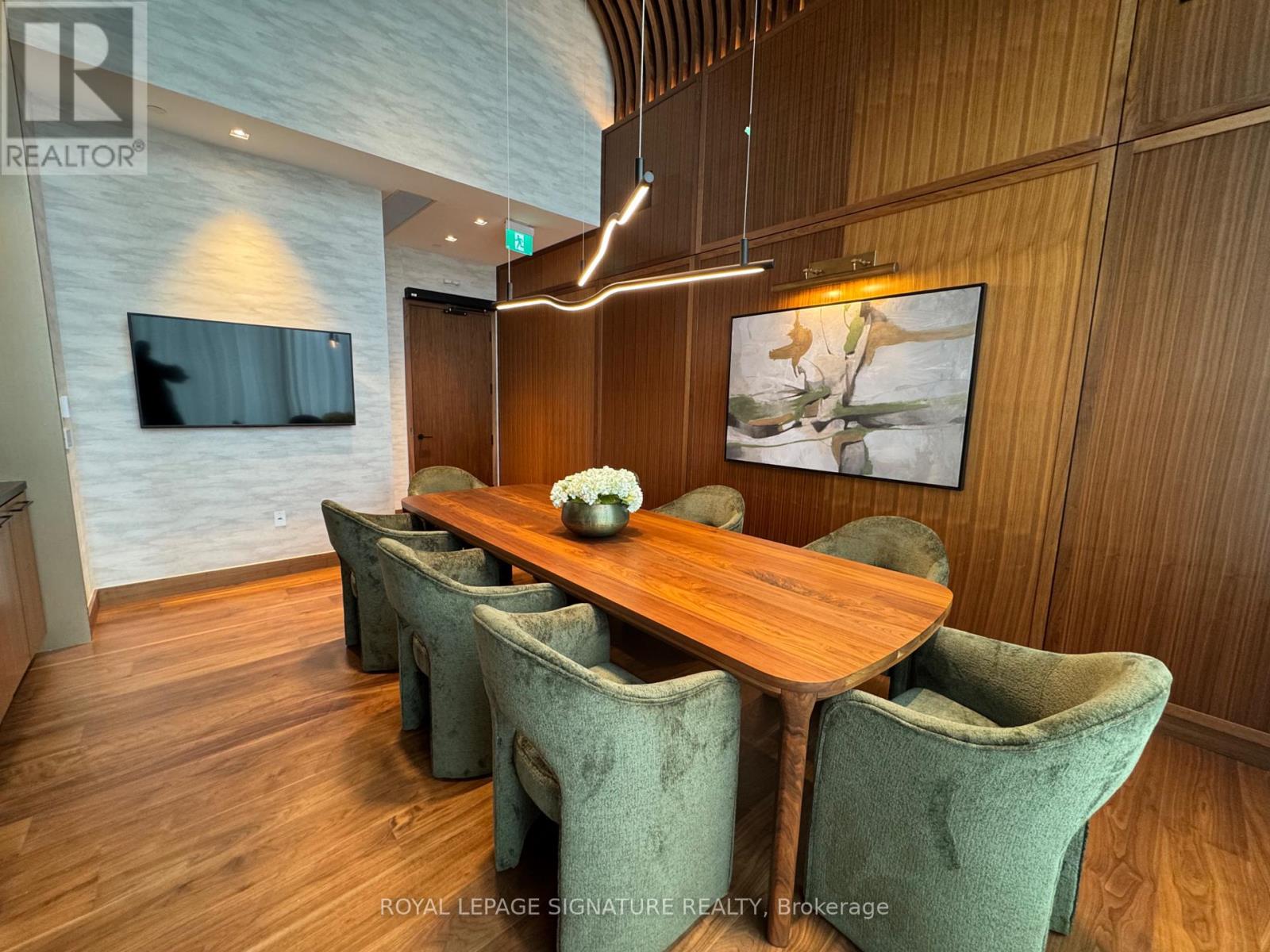 1802 - 3240 William Coltson Avenue, Oakville, Ontario  L6H 8C8 - Photo 4 - W12566548