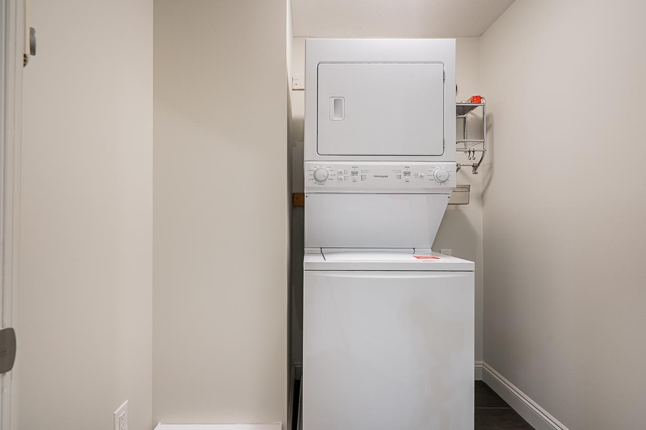 302 15389 Roper Avenue, White Rock, British Columbia  V4B 2S8 - Photo 26 - R3068358