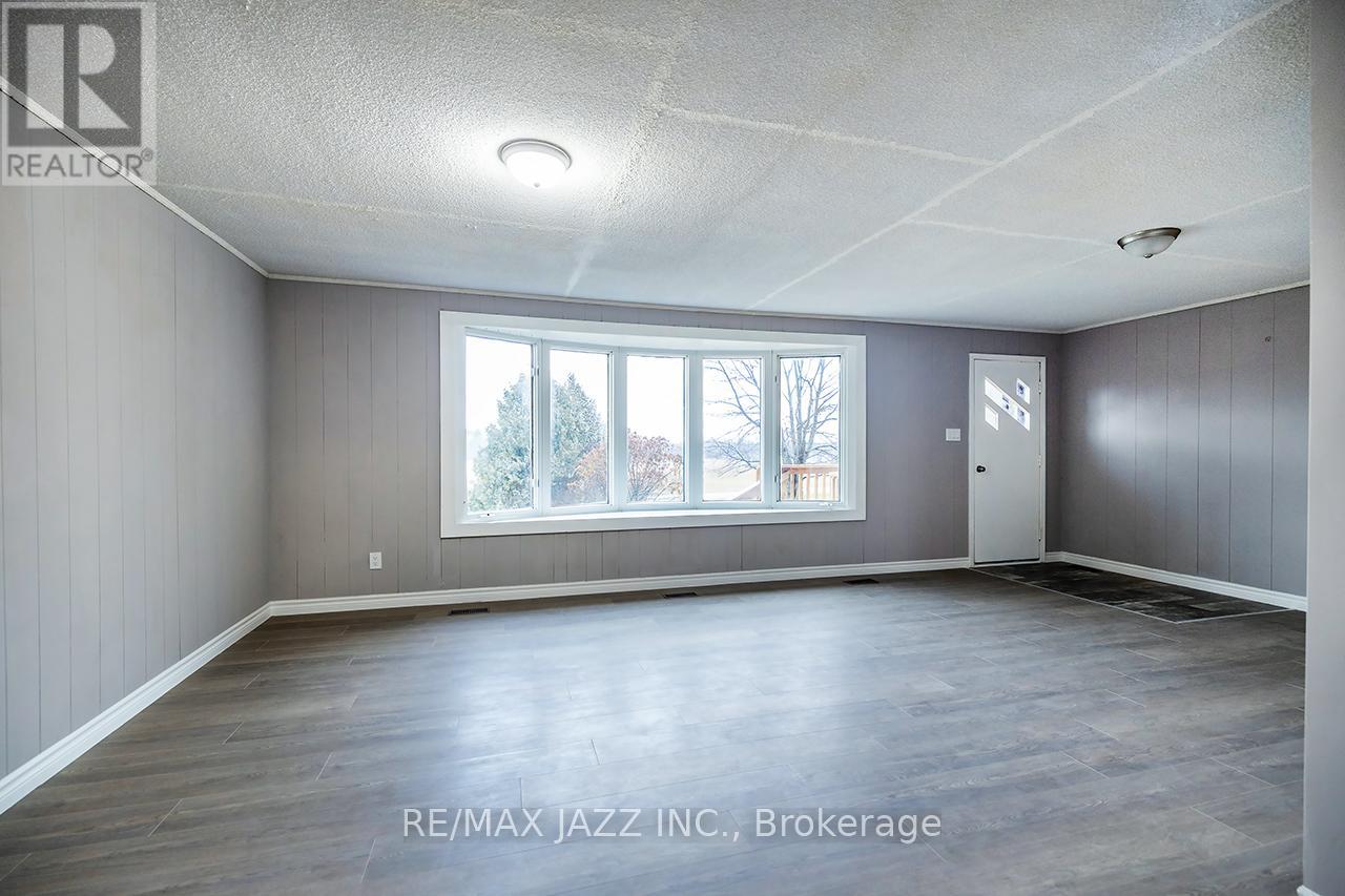 134 Day Drive, Kawartha Lakes, Ontario  L3V 6H5 - Photo 17 - X12568930