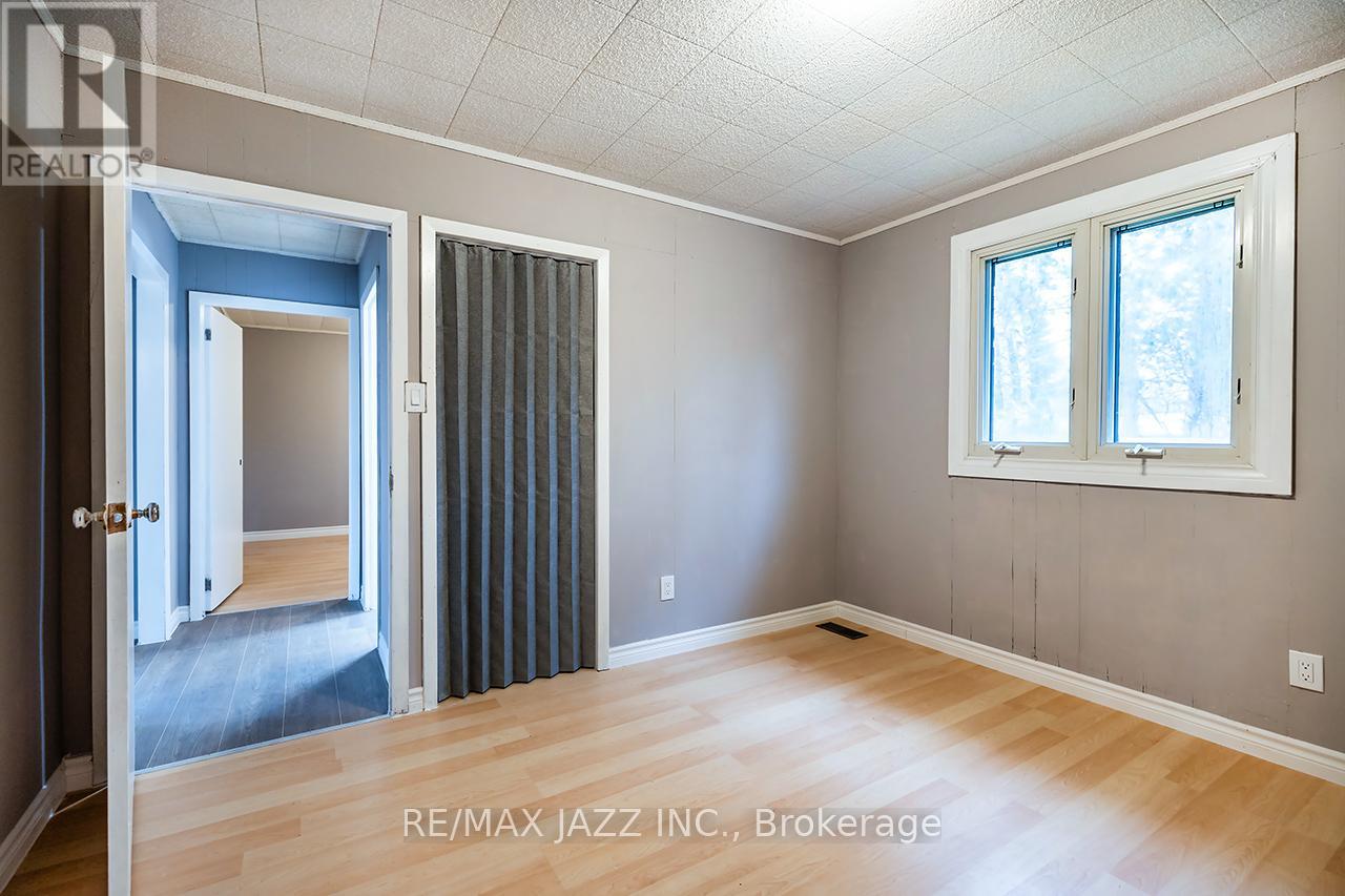 134 Day Drive, Kawartha Lakes, Ontario  L3V 6H5 - Photo 26 - X12568930