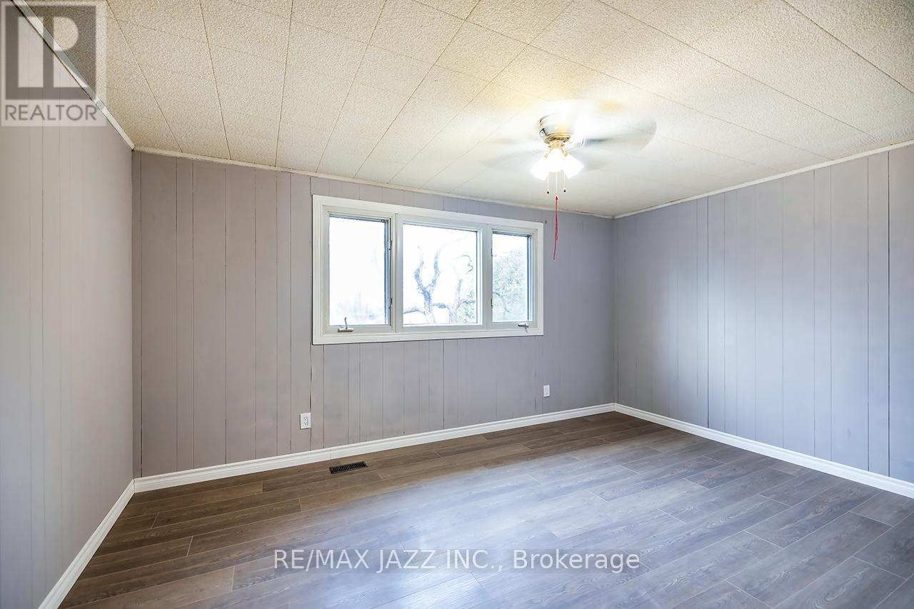 134 Day Drive, Kawartha Lakes, Ontario  L3V 6H5 - Photo 31 - X12568930