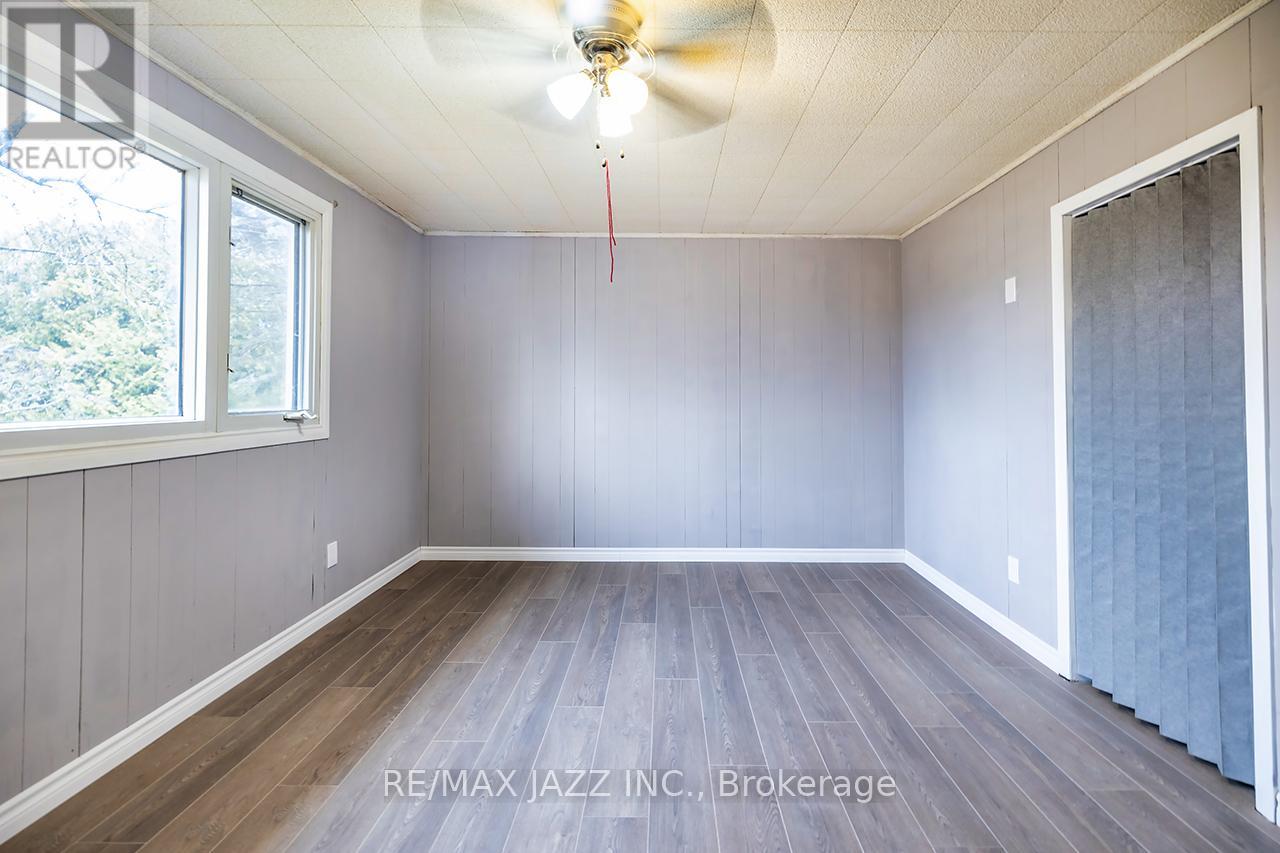 134 Day Drive, Kawartha Lakes, Ontario  L3V 6H5 - Photo 32 - X12568930